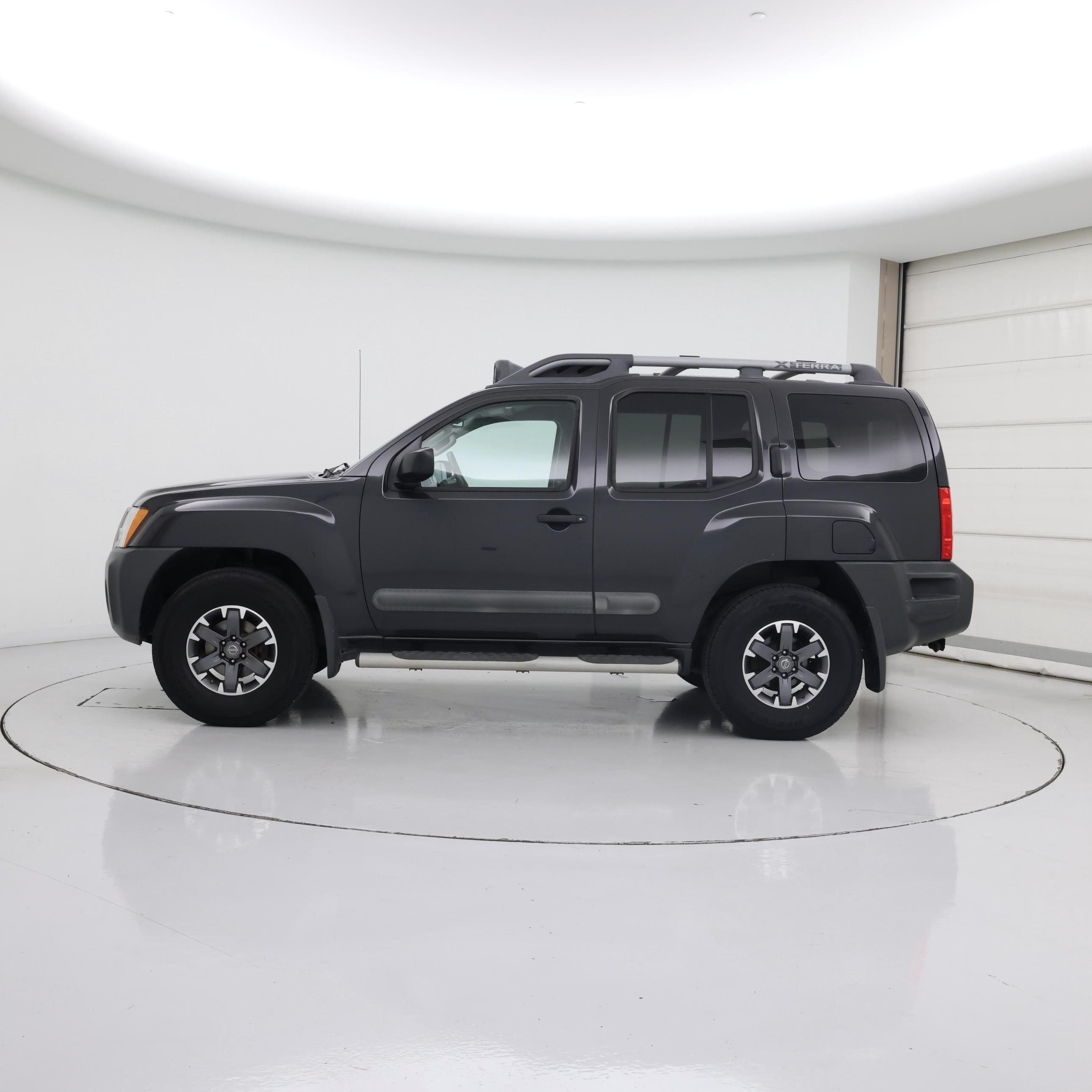 Thumbnail: 2015 Nissan Xterra - 3