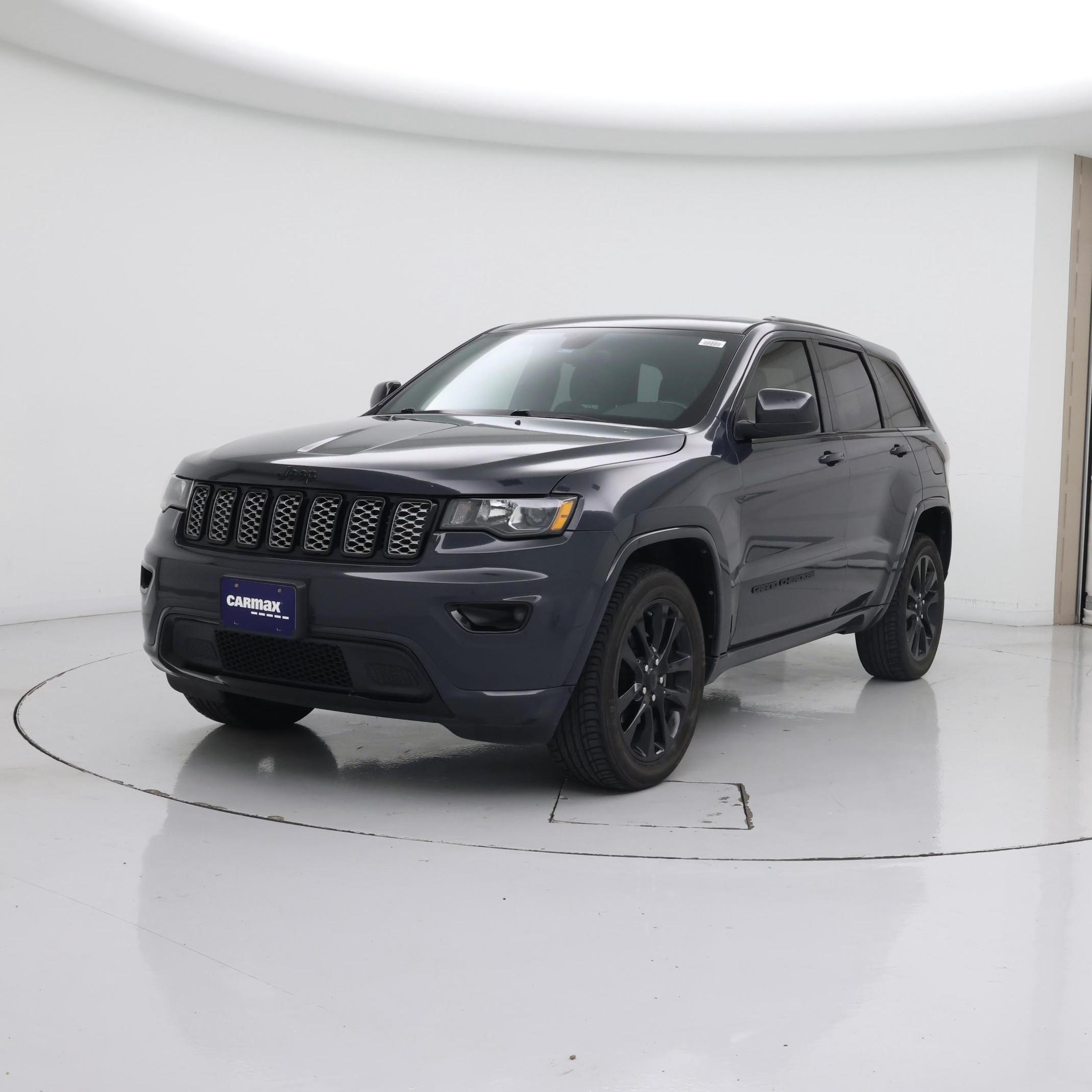 Thumbnail: 2018 Jeep Grand Cherokee - 4