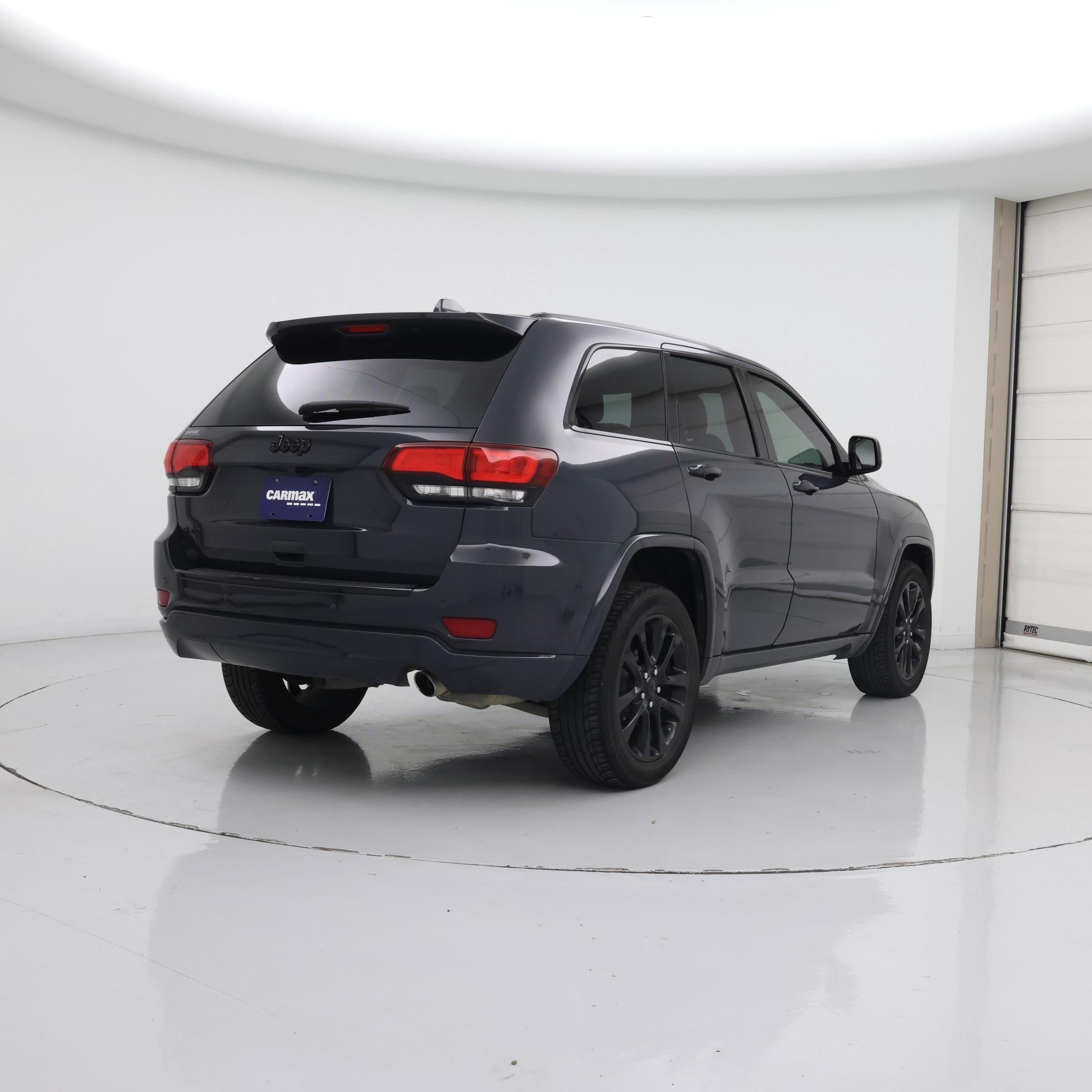 Thumbnail: 2018 Jeep Grand Cherokee - 8