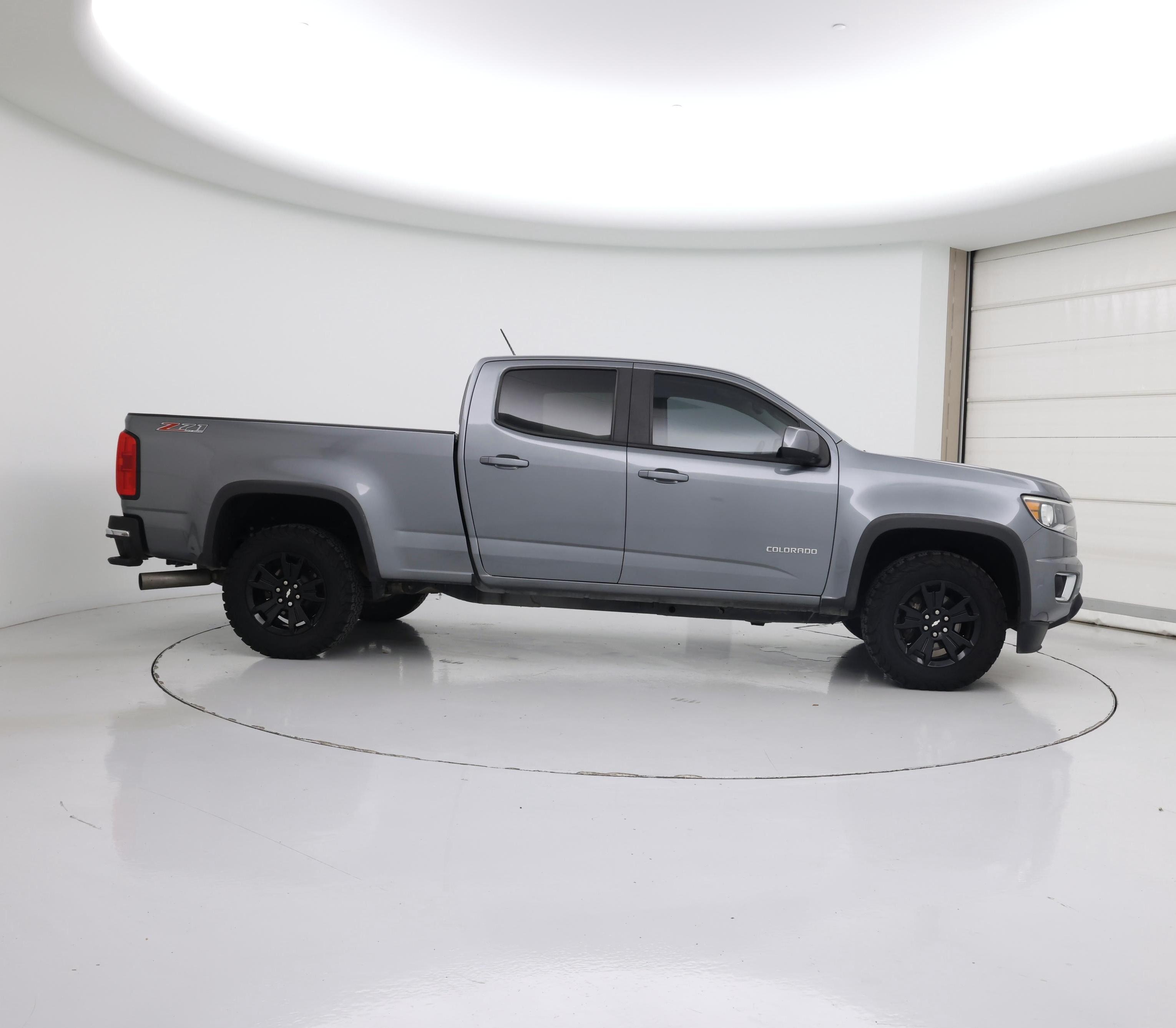 Thumbnail: 2018 Chevrolet Colorado - 7