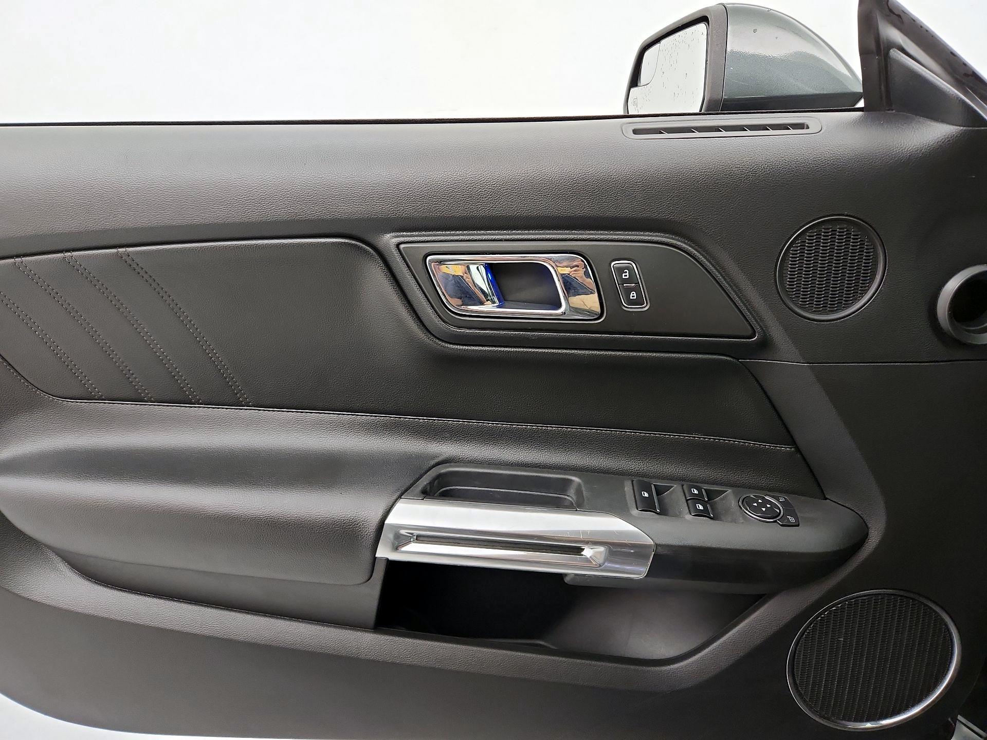 Thumbnail: 2016 Ford Mustang - 12