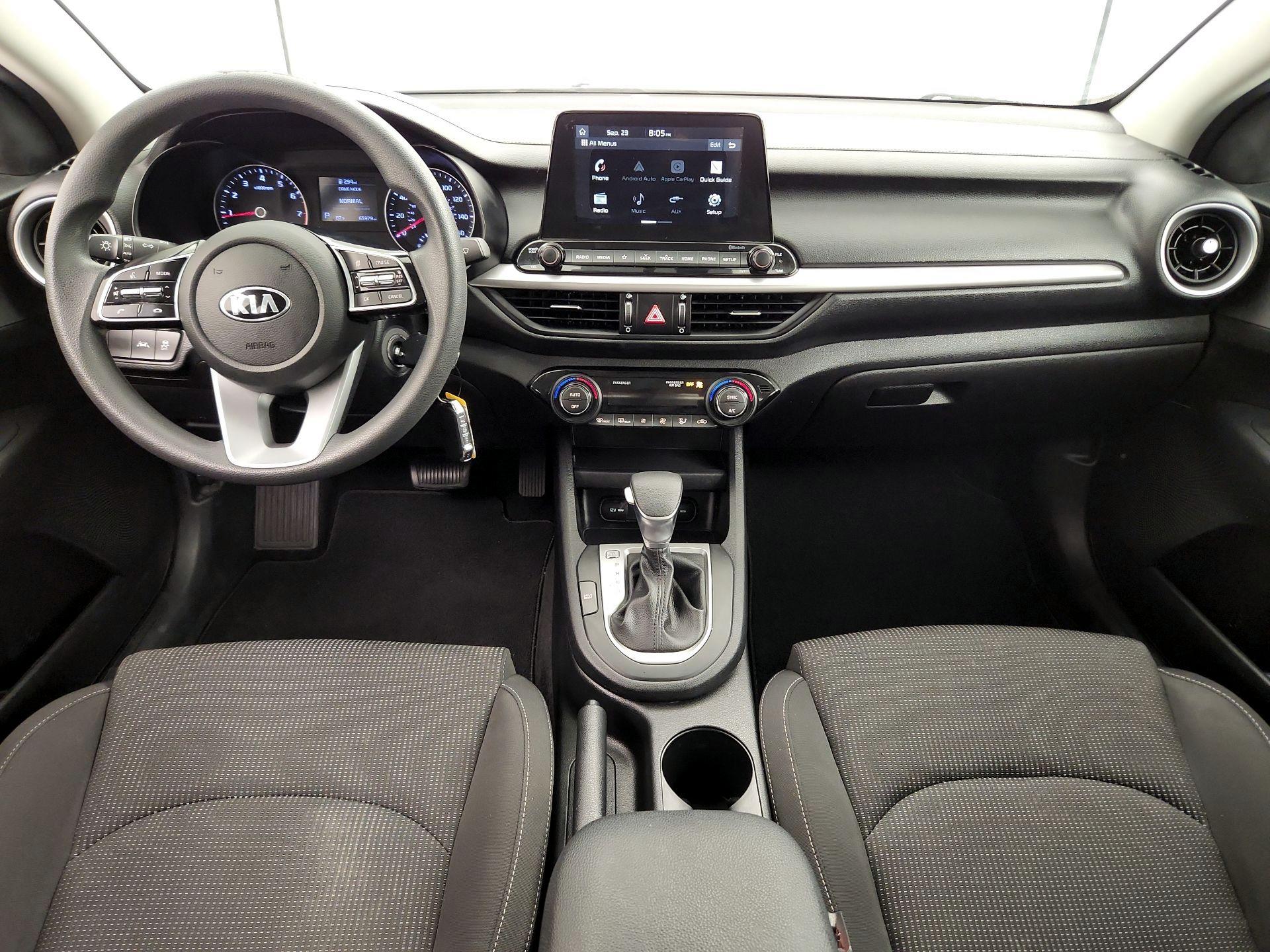 Thumbnail: 2019 Kia Forte - 9