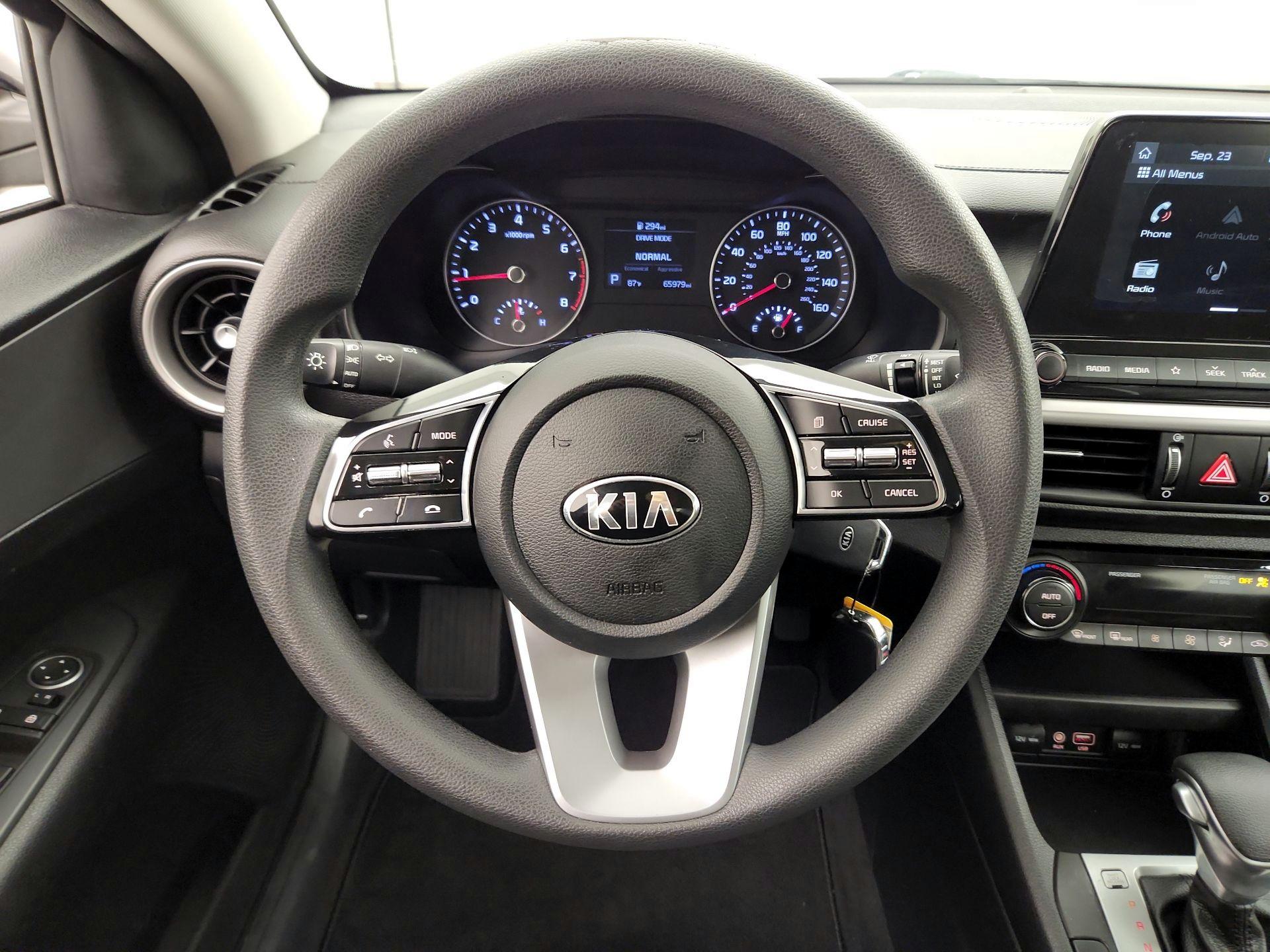 Thumbnail: 2019 Kia Forte - 10