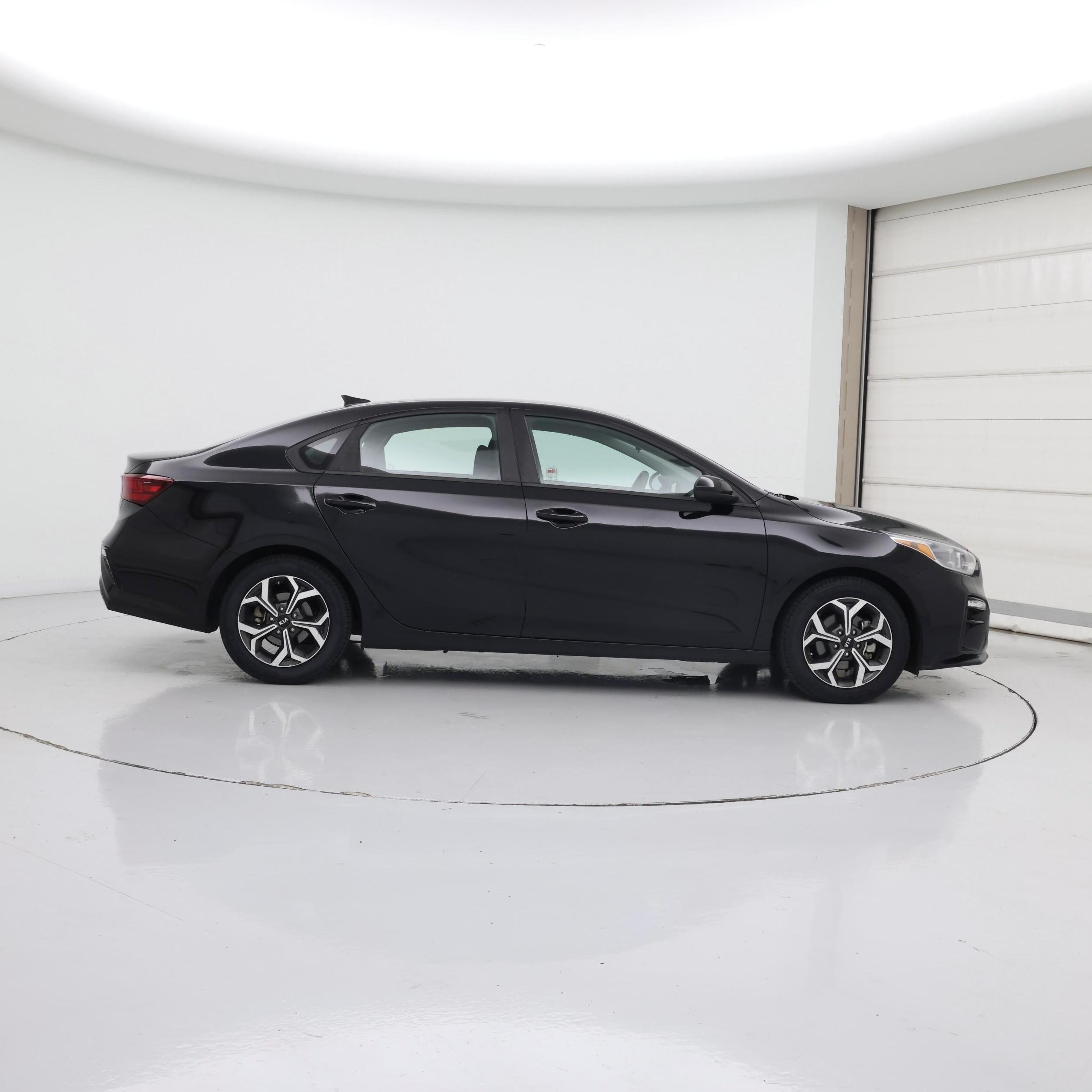 Thumbnail: 2019 Kia Forte - 7