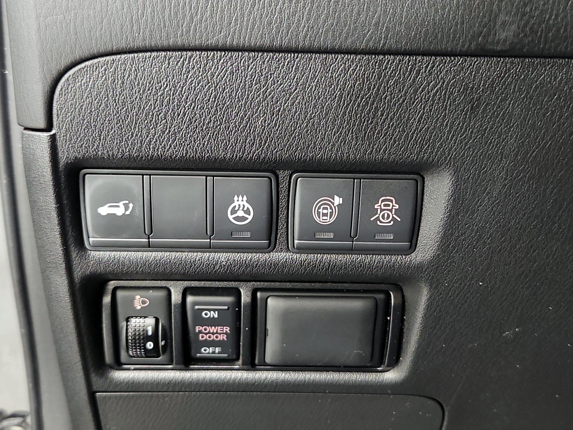 Thumbnail: 2019 Nissan Armada - 13