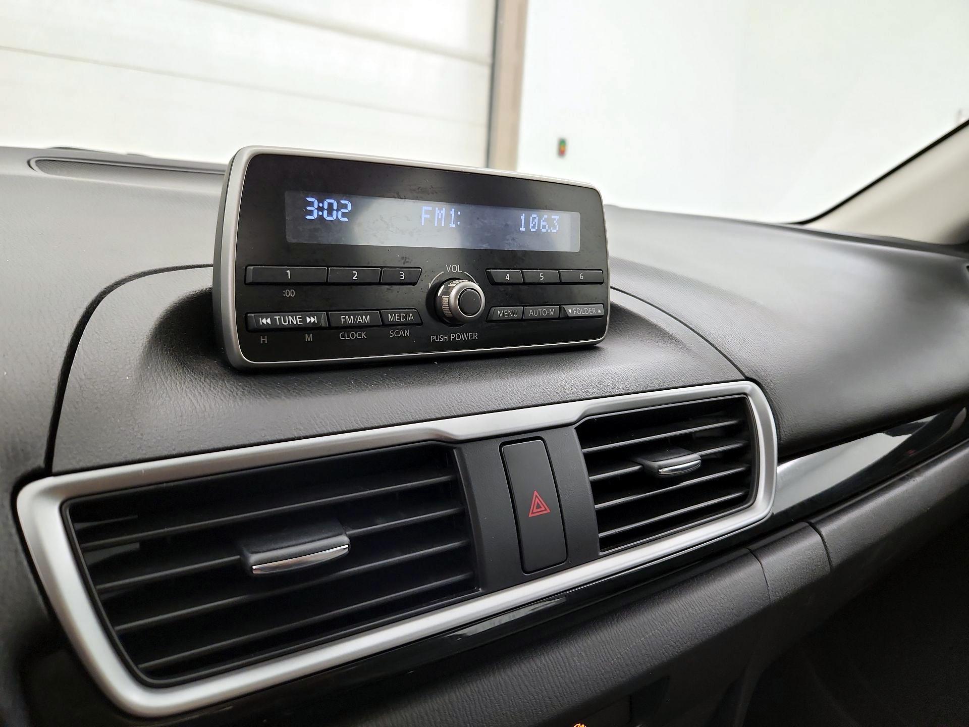 Thumbnail: 2015 Mazda Mazda3 - 14