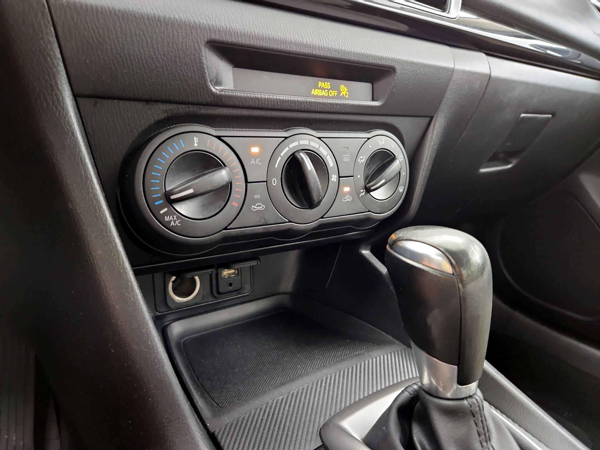 Thumbnail: 2015 Mazda Mazda3 - 15