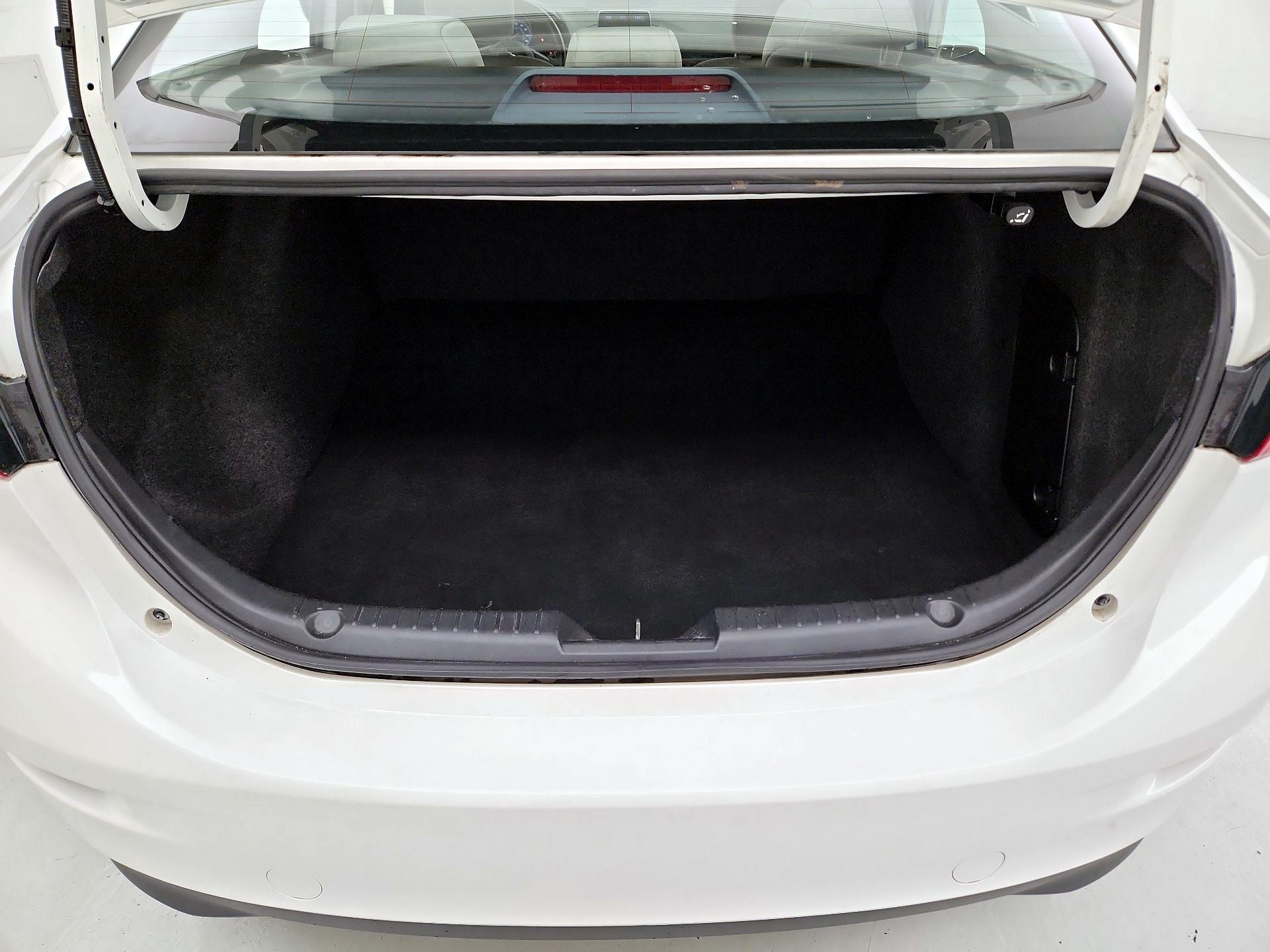 Thumbnail: 2015 Mazda Mazda3 - 19