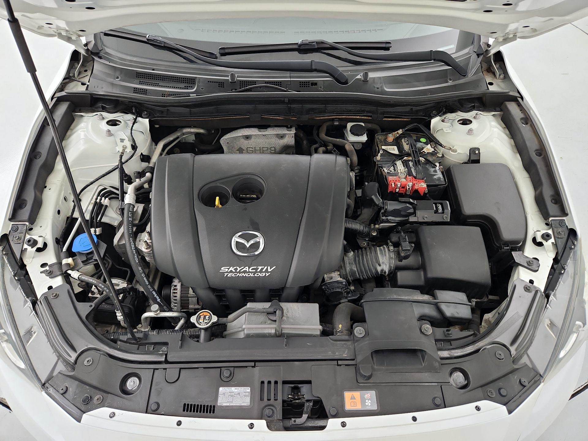 Thumbnail: 2015 Mazda Mazda3 - 20