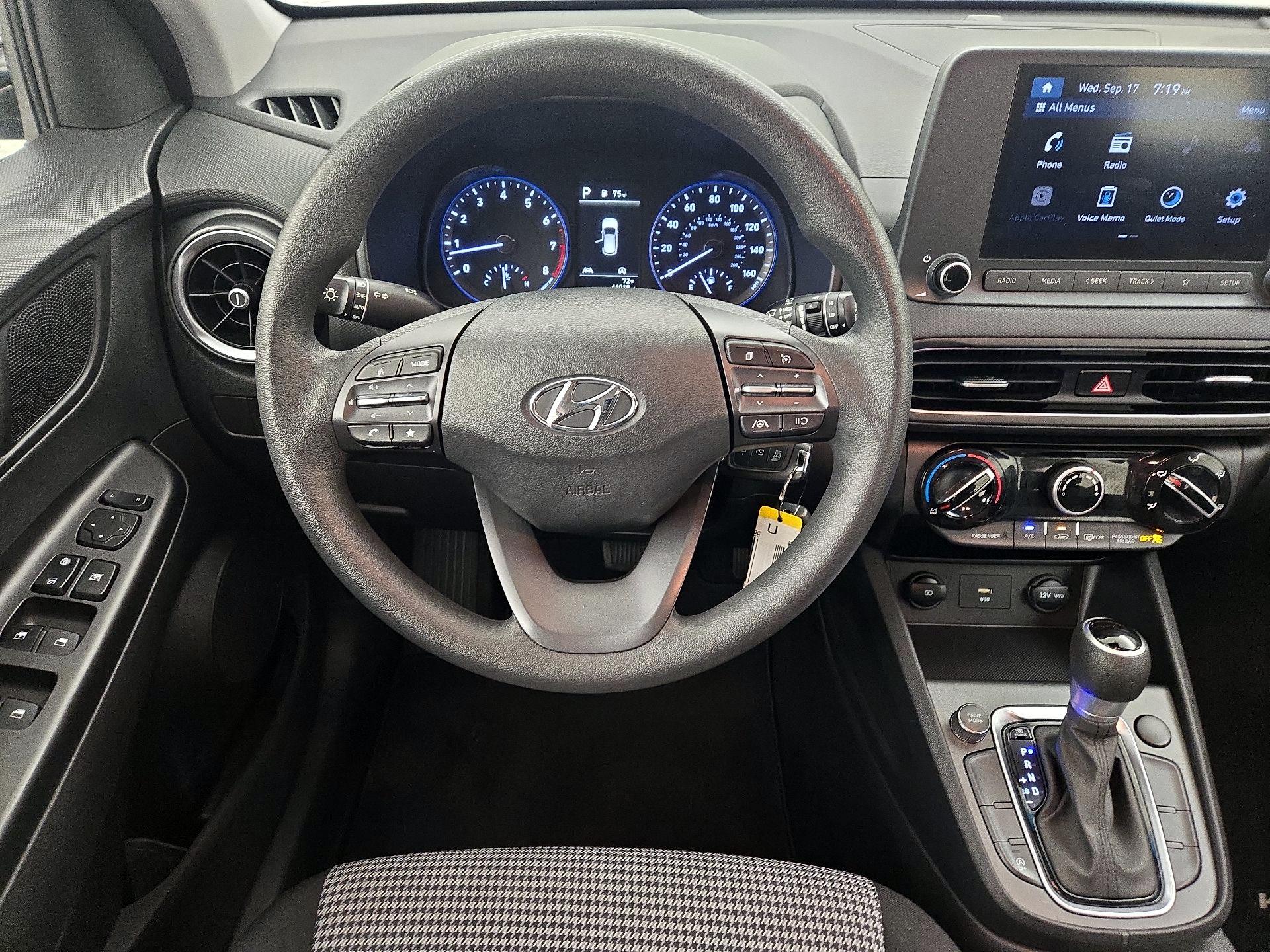 Thumbnail: 2022 Hyundai Kona - 10