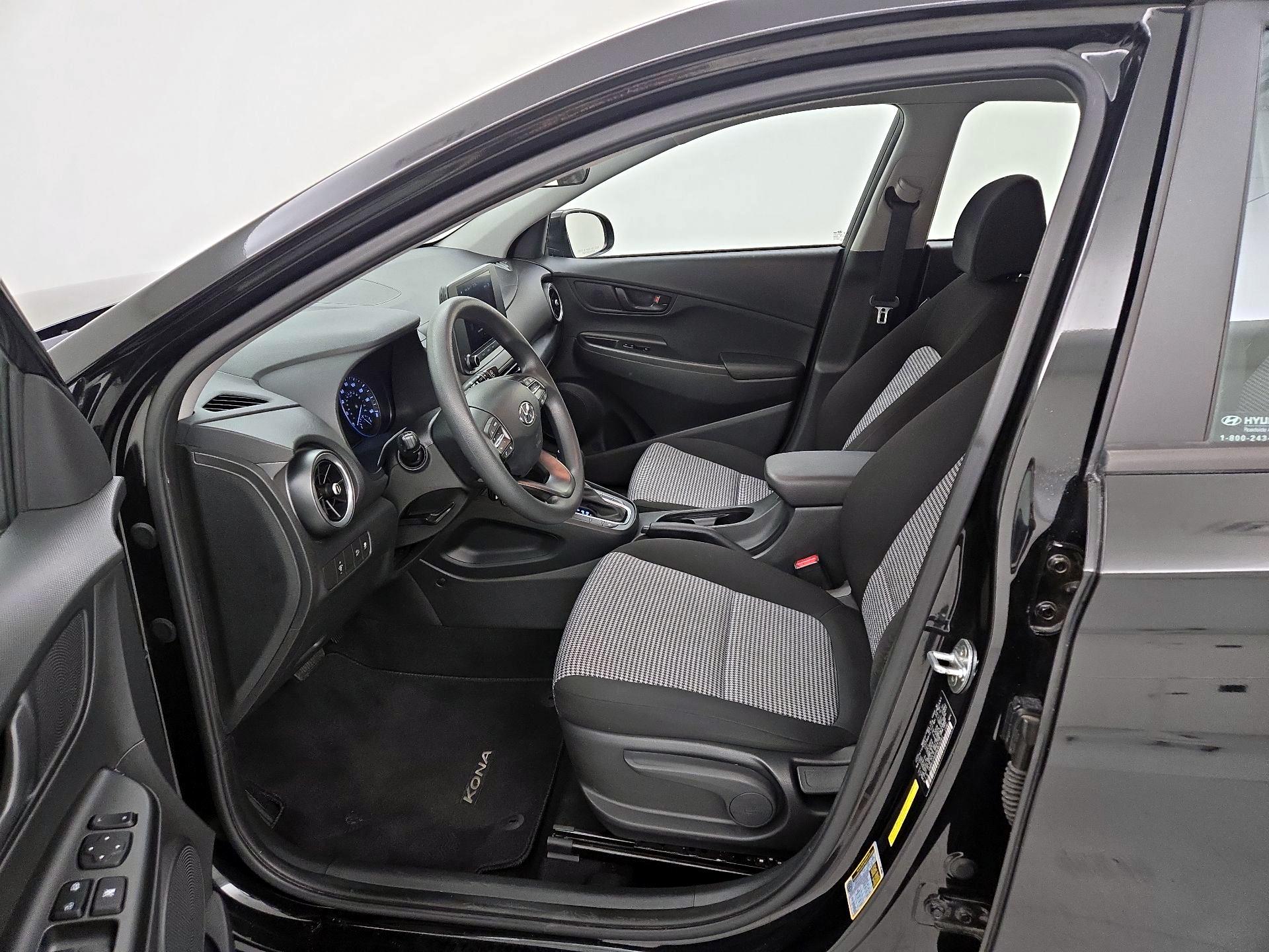 Thumbnail: 2022 Hyundai Kona - 11