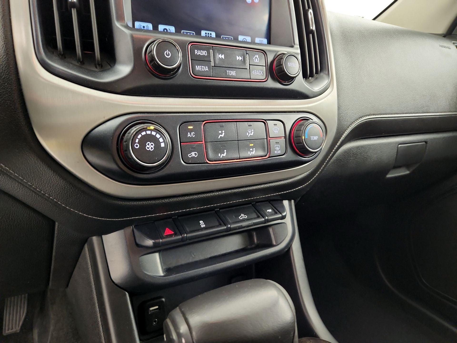 Thumbnail: 2016 GMC Canyon - 16