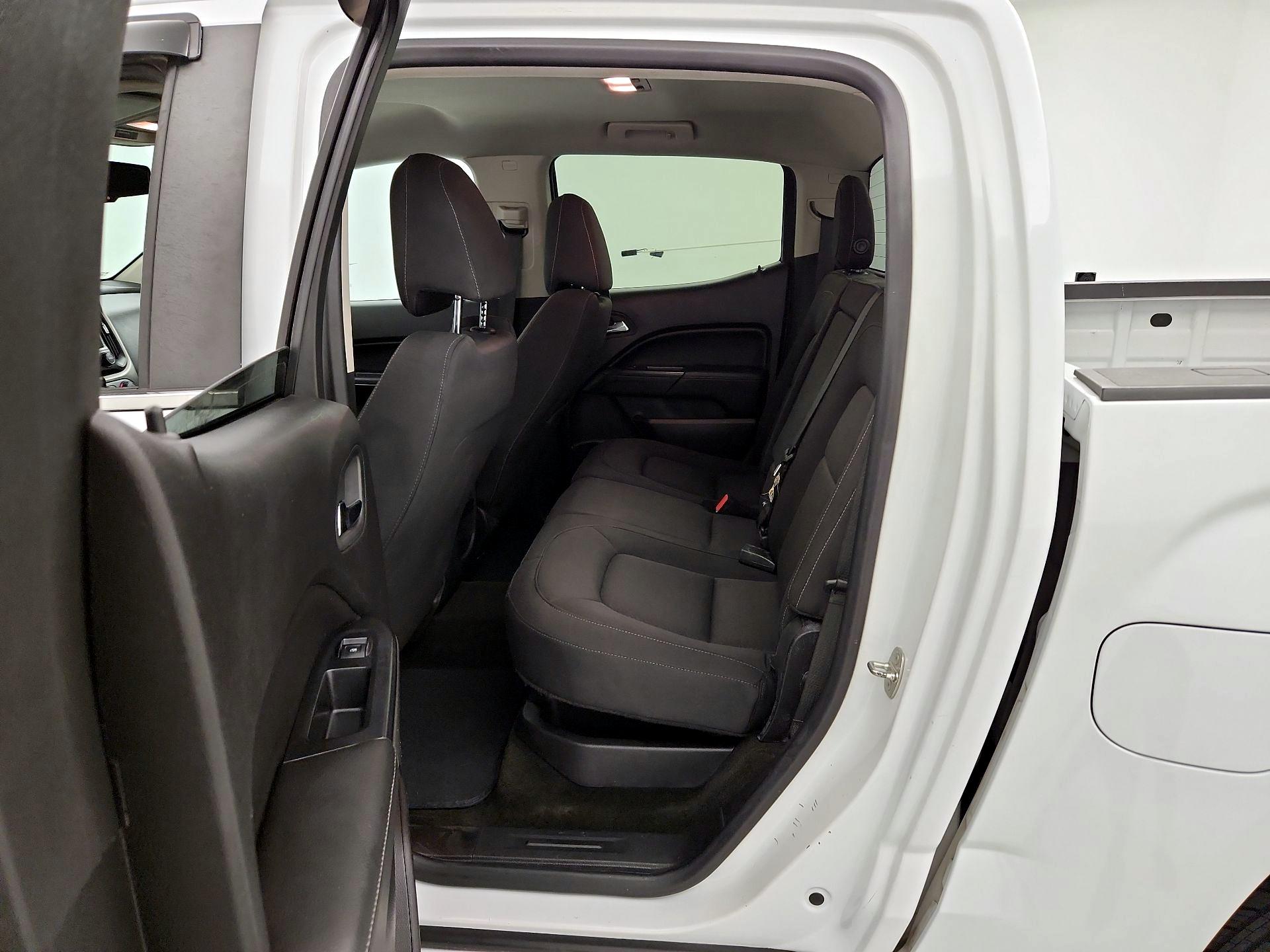 Thumbnail: 2016 GMC Canyon - 19