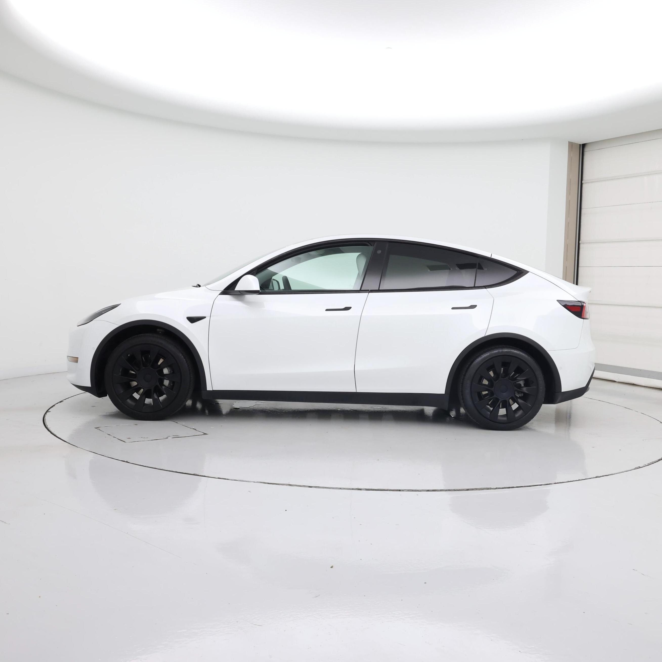 Thumbnail: 2021 Tesla Model Y - 3