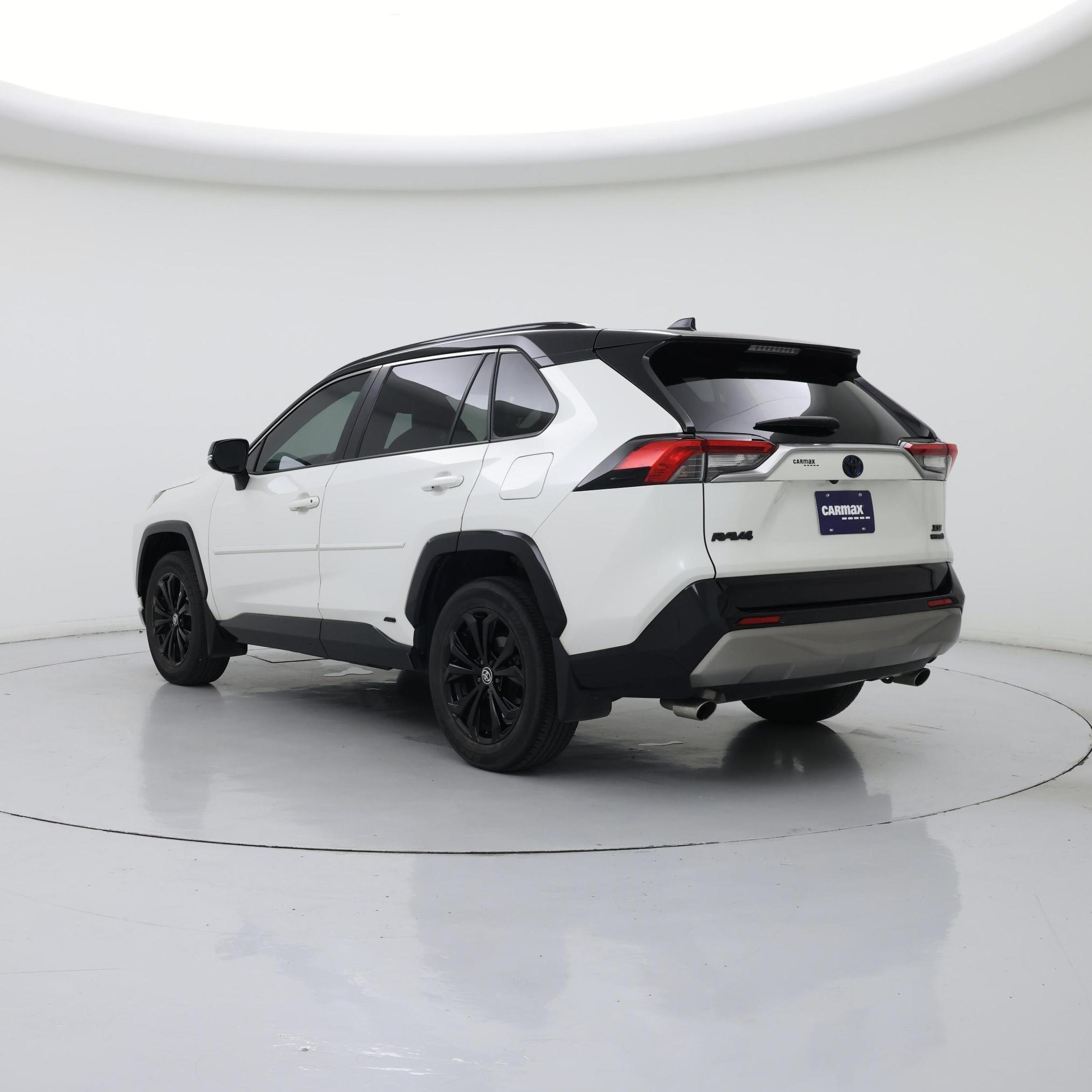 Thumbnail: 2022 Toyota RAV4 - 2