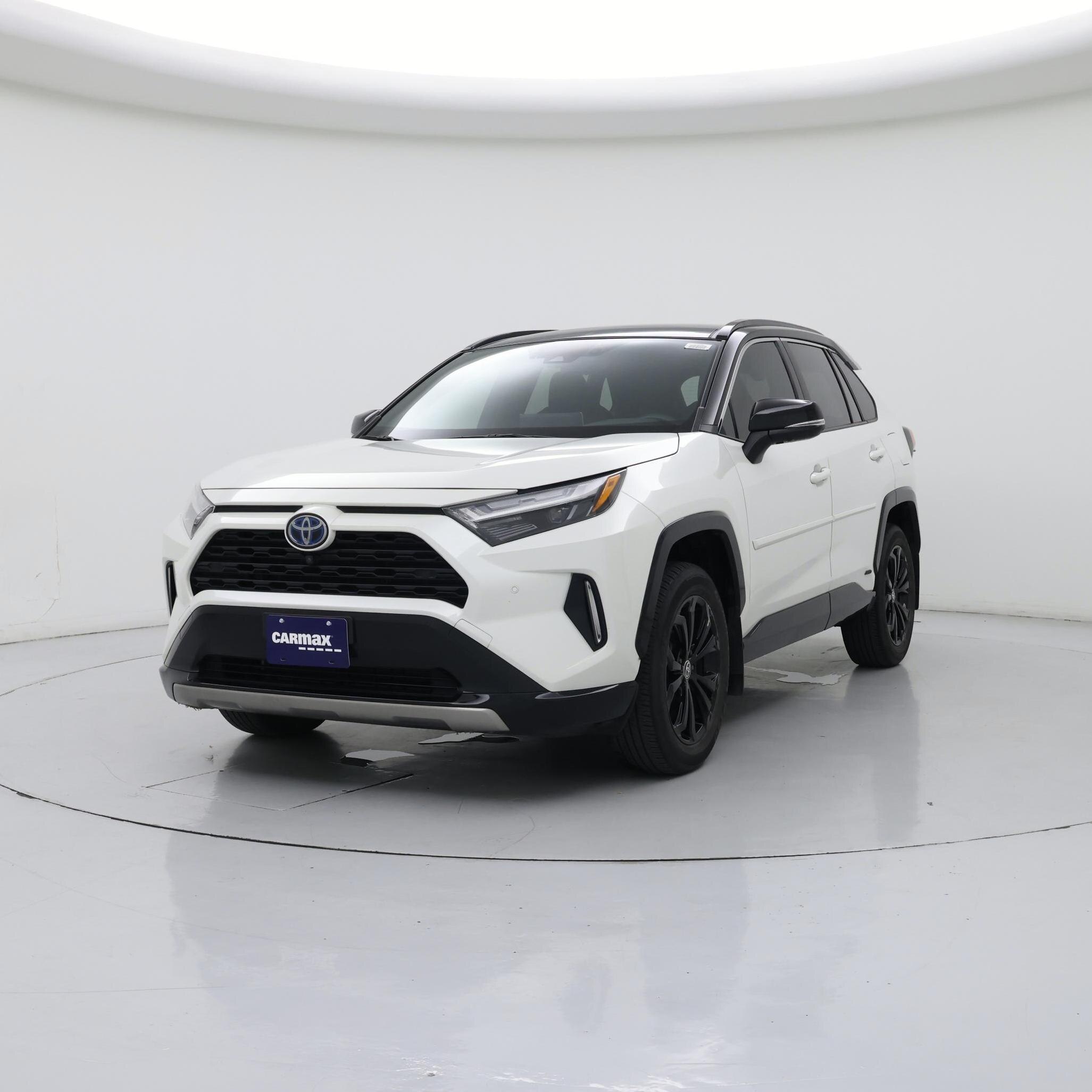 Thumbnail: 2022 Toyota RAV4 - 4