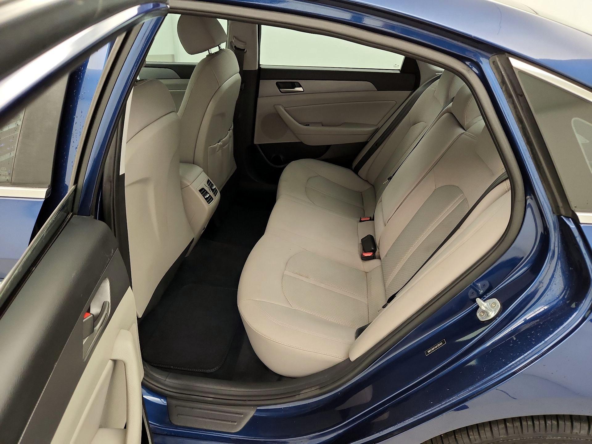 Thumbnail: 2018 Hyundai Sonata - 19