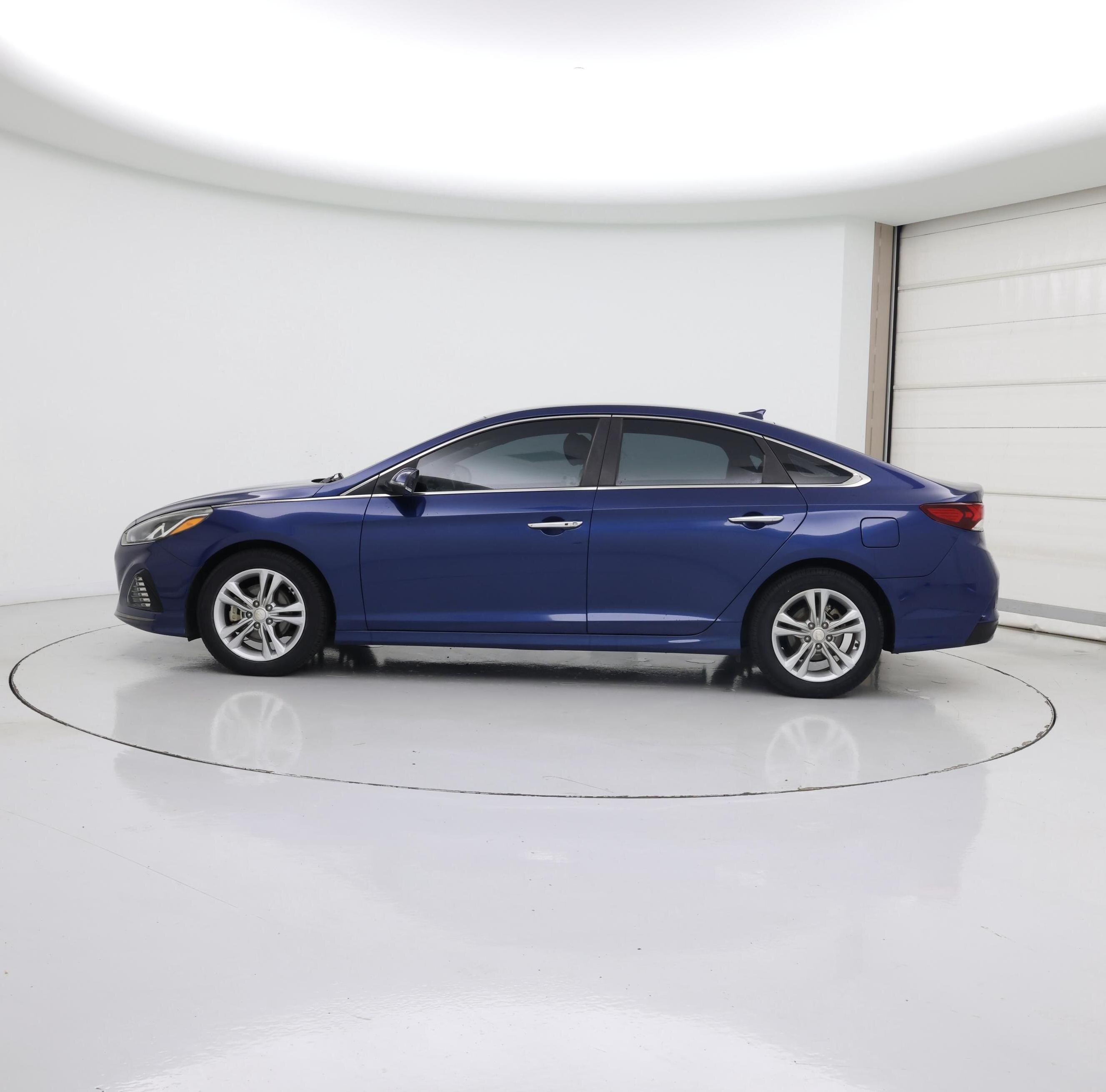 Thumbnail: 2018 Hyundai Sonata - 3