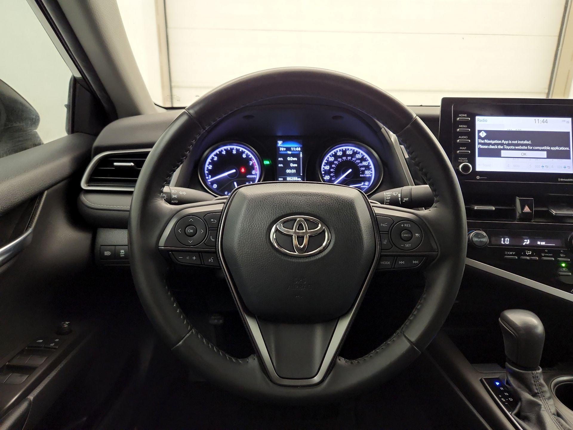 Thumbnail: 2021 Toyota Camry - 10