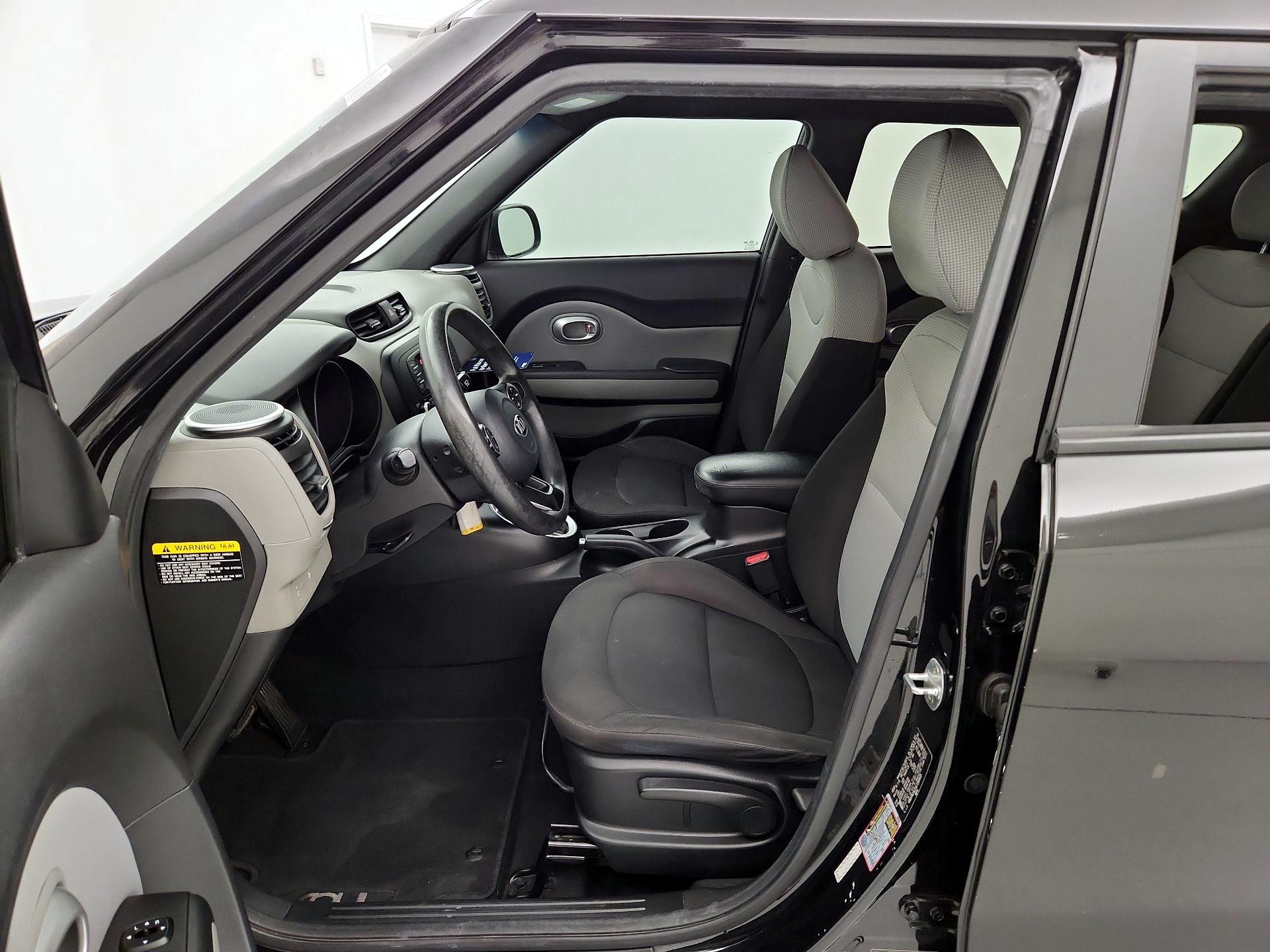 Thumbnail: 2016 Kia Soul - 11