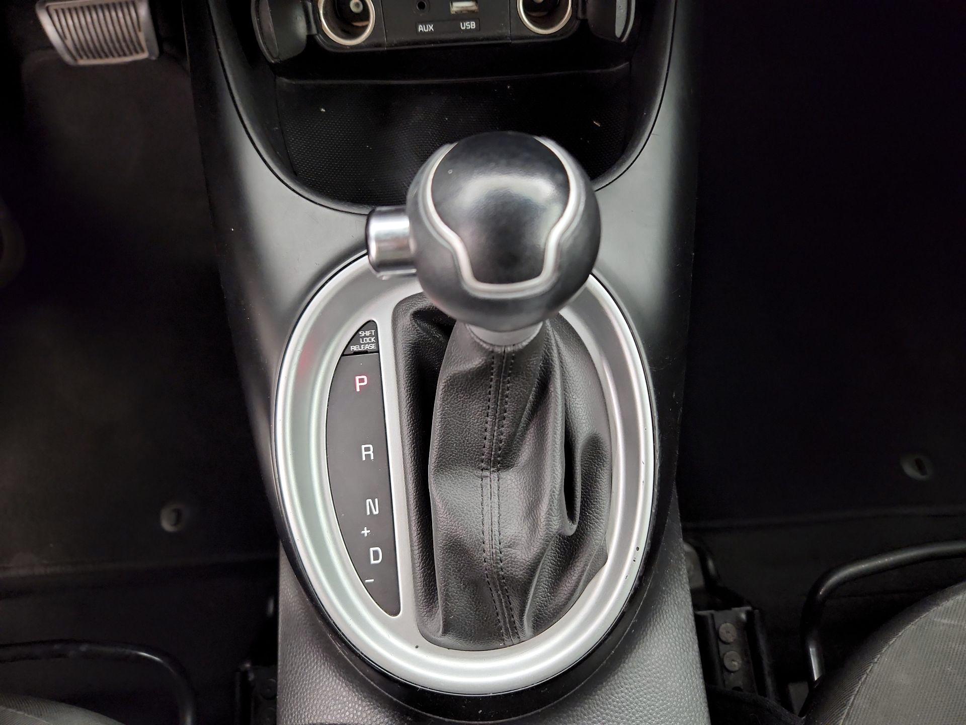 Thumbnail: 2016 Kia Soul - 16