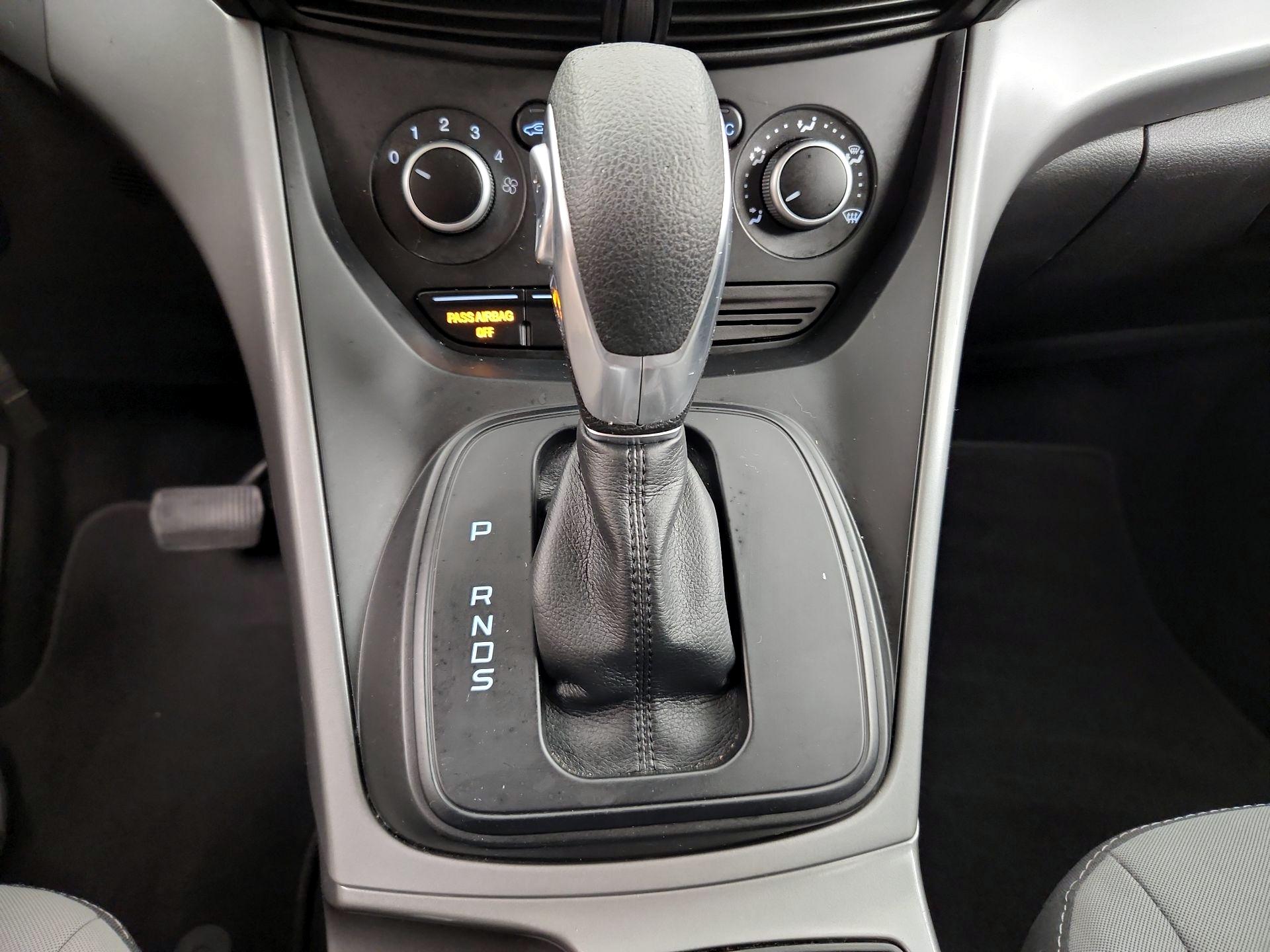 Thumbnail: 2016 Ford Escape - 17