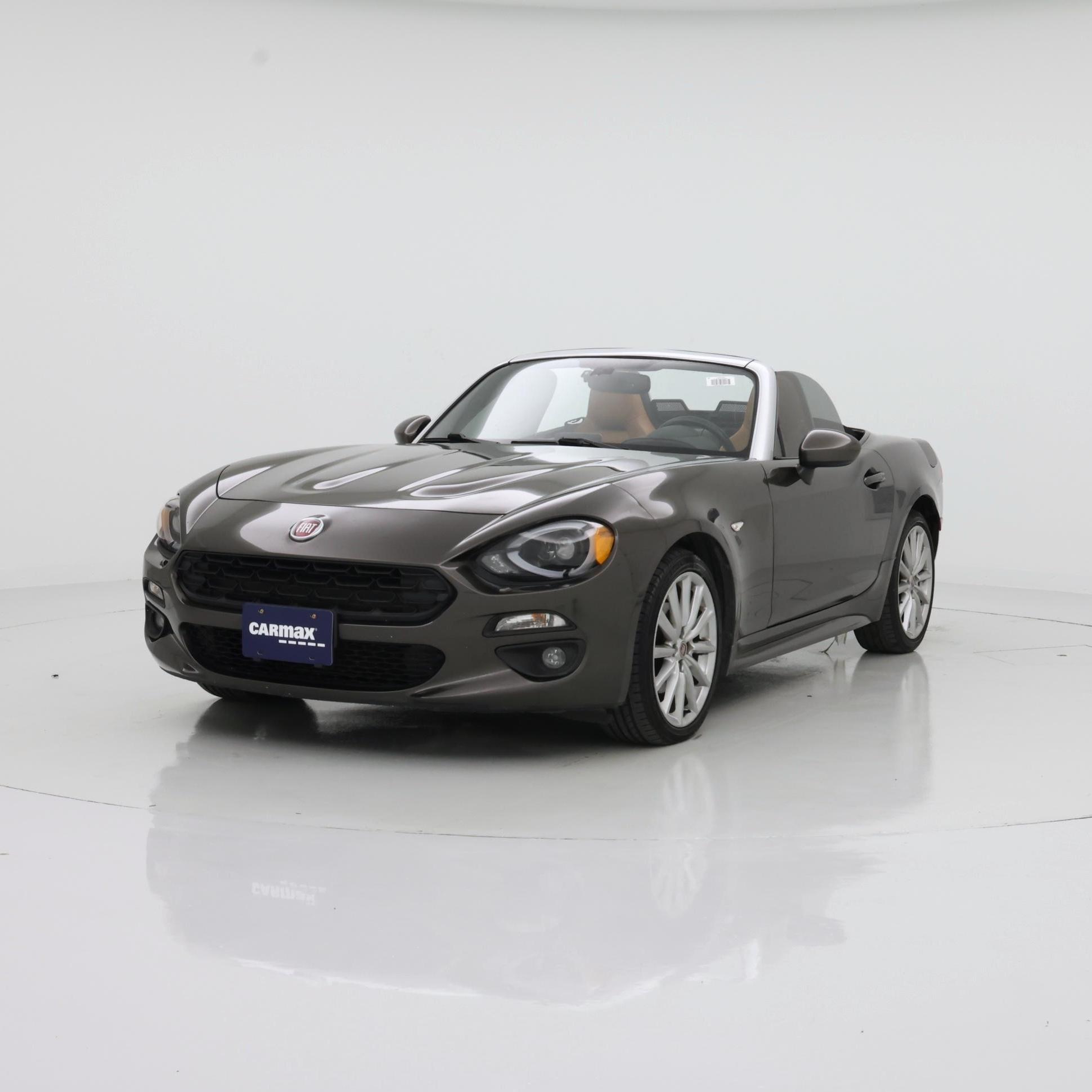 Thumbnail: 2018 Fiat 124 Spider - 4