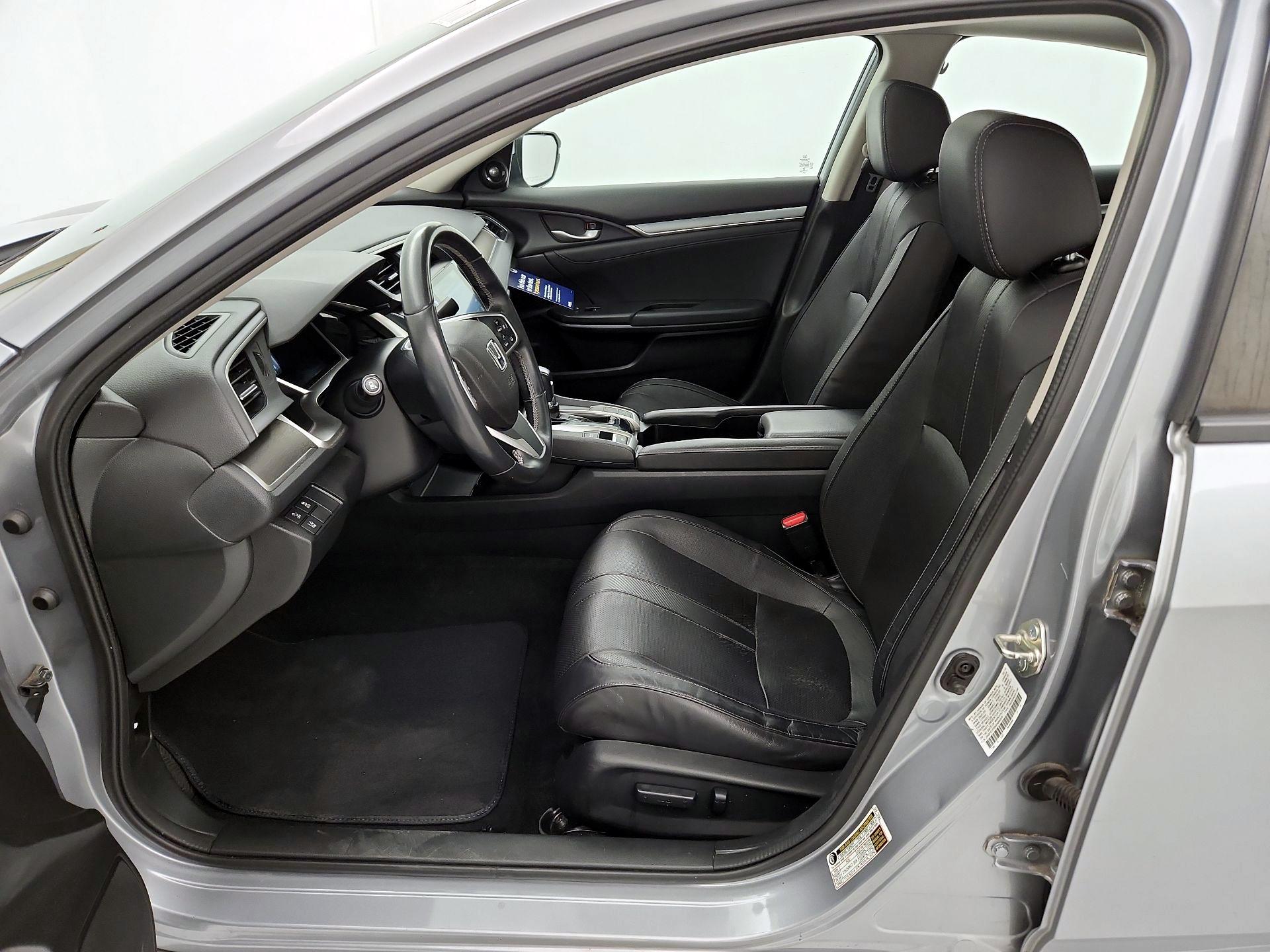 Thumbnail: 2016 Honda Civic - 11