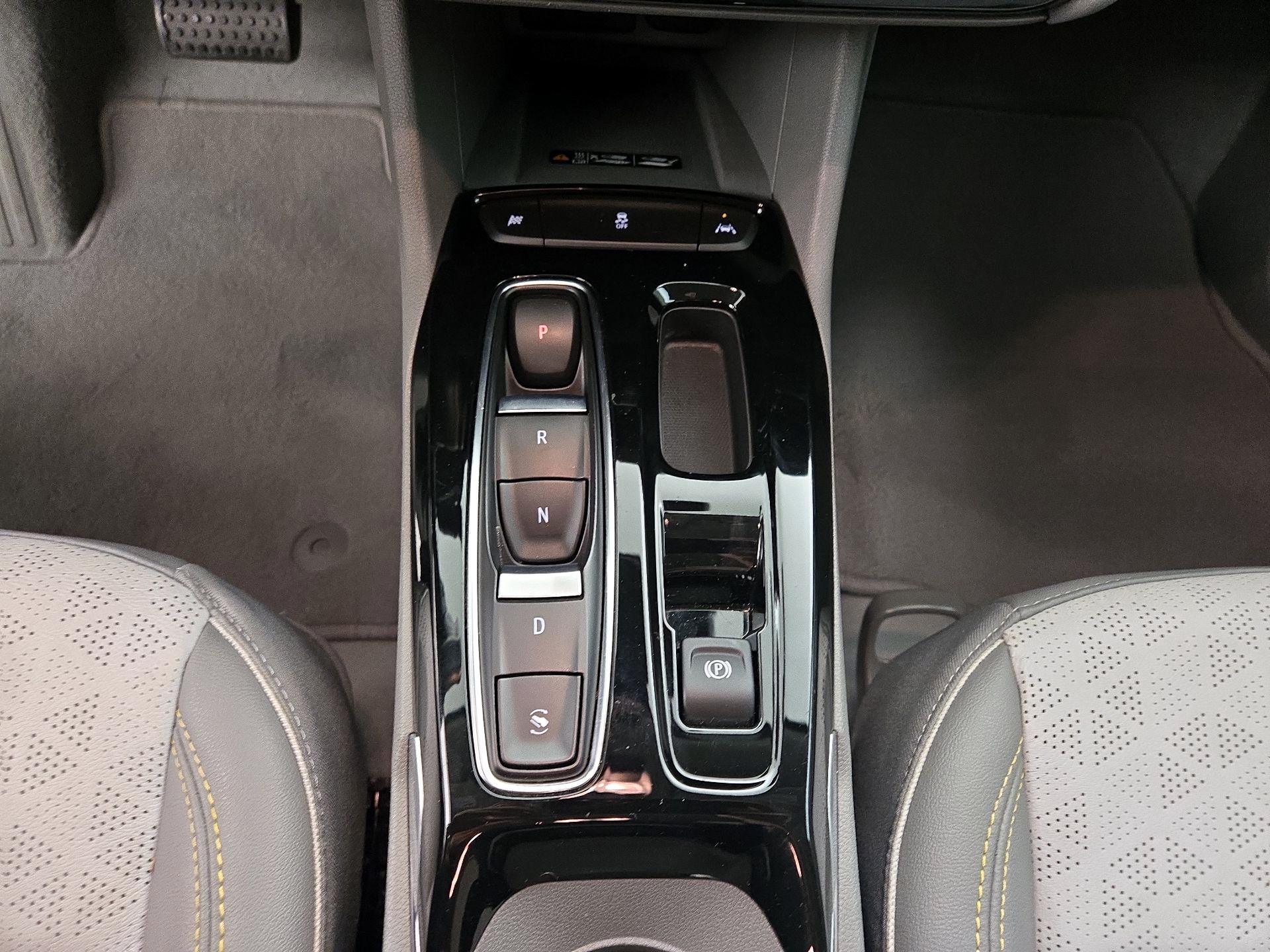 Thumbnail: 2023 Chevrolet Bolt EUV - 17