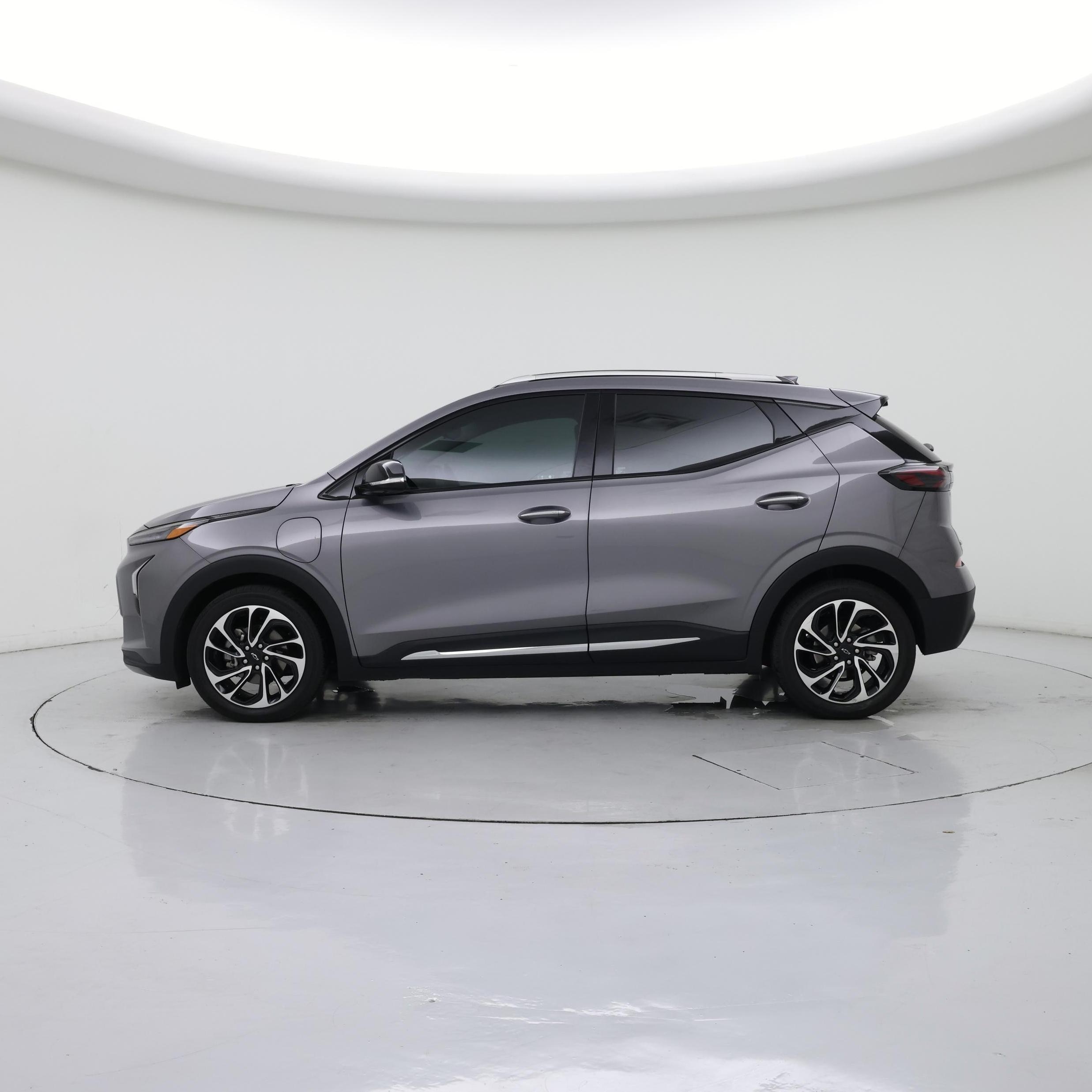 Thumbnail: 2023 Chevrolet Bolt EUV - 3