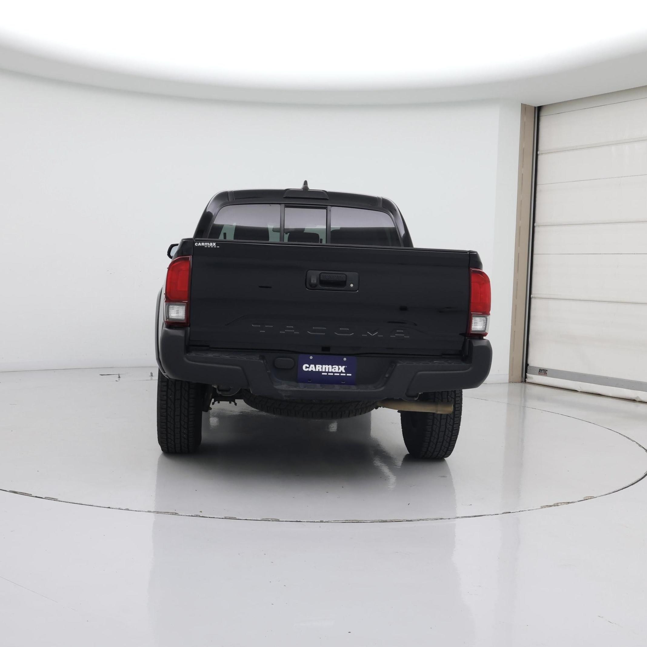 Thumbnail: 2020 Toyota Tacoma - 6
