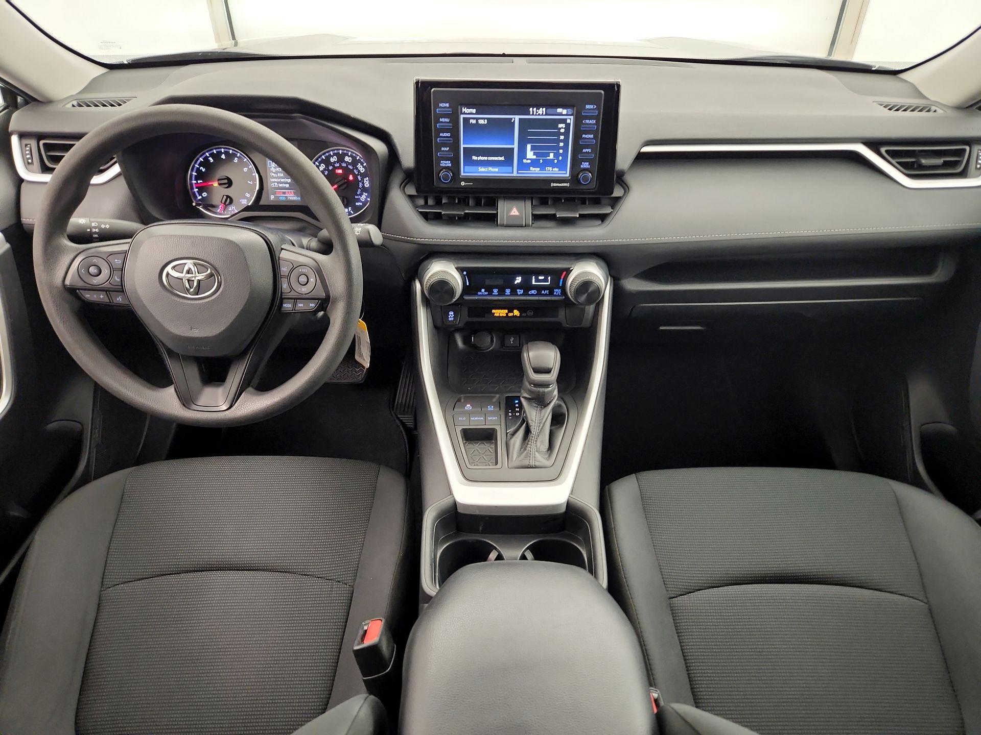 Thumbnail: 2021 Toyota RAV4 - 9