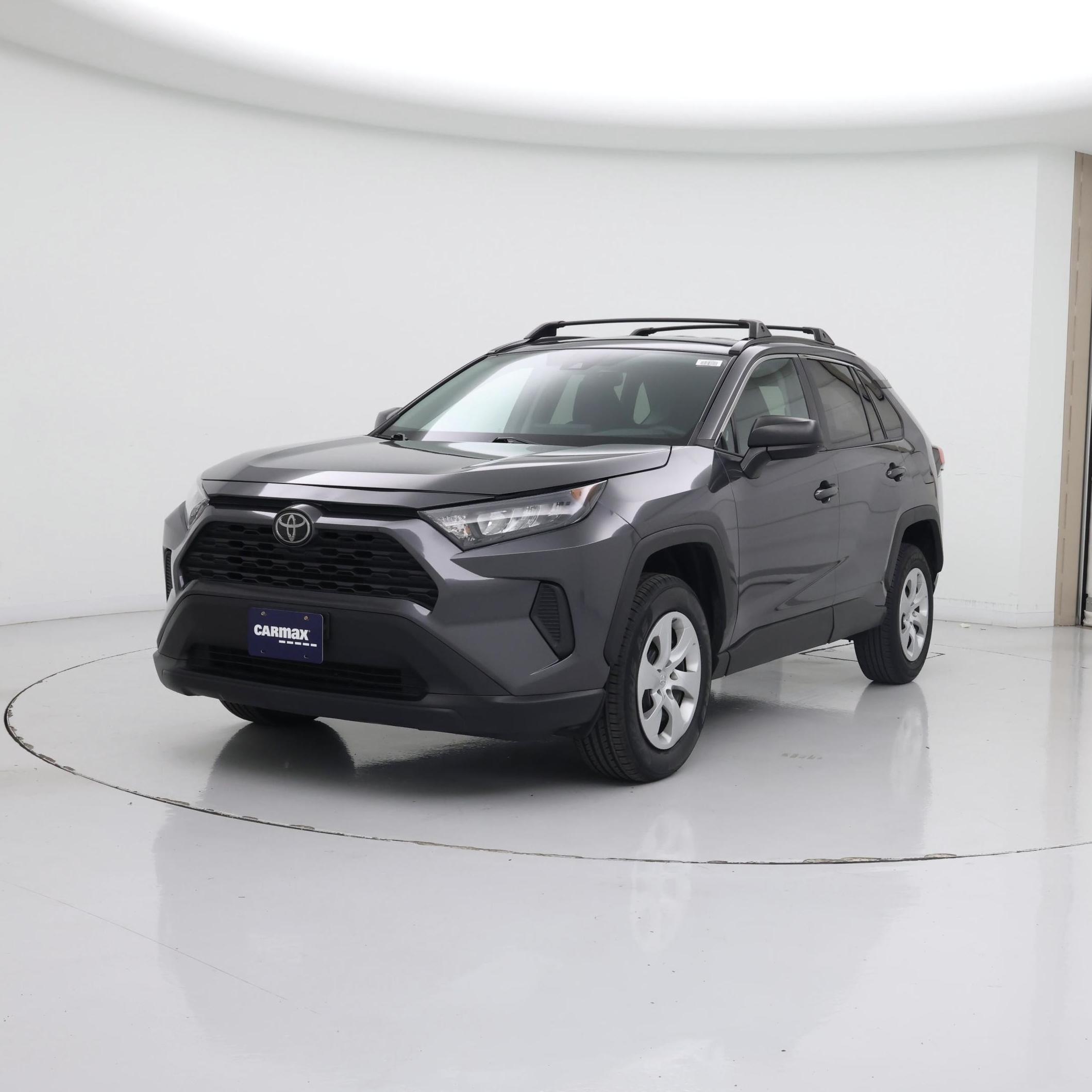 Thumbnail: 2021 Toyota RAV4 - 4