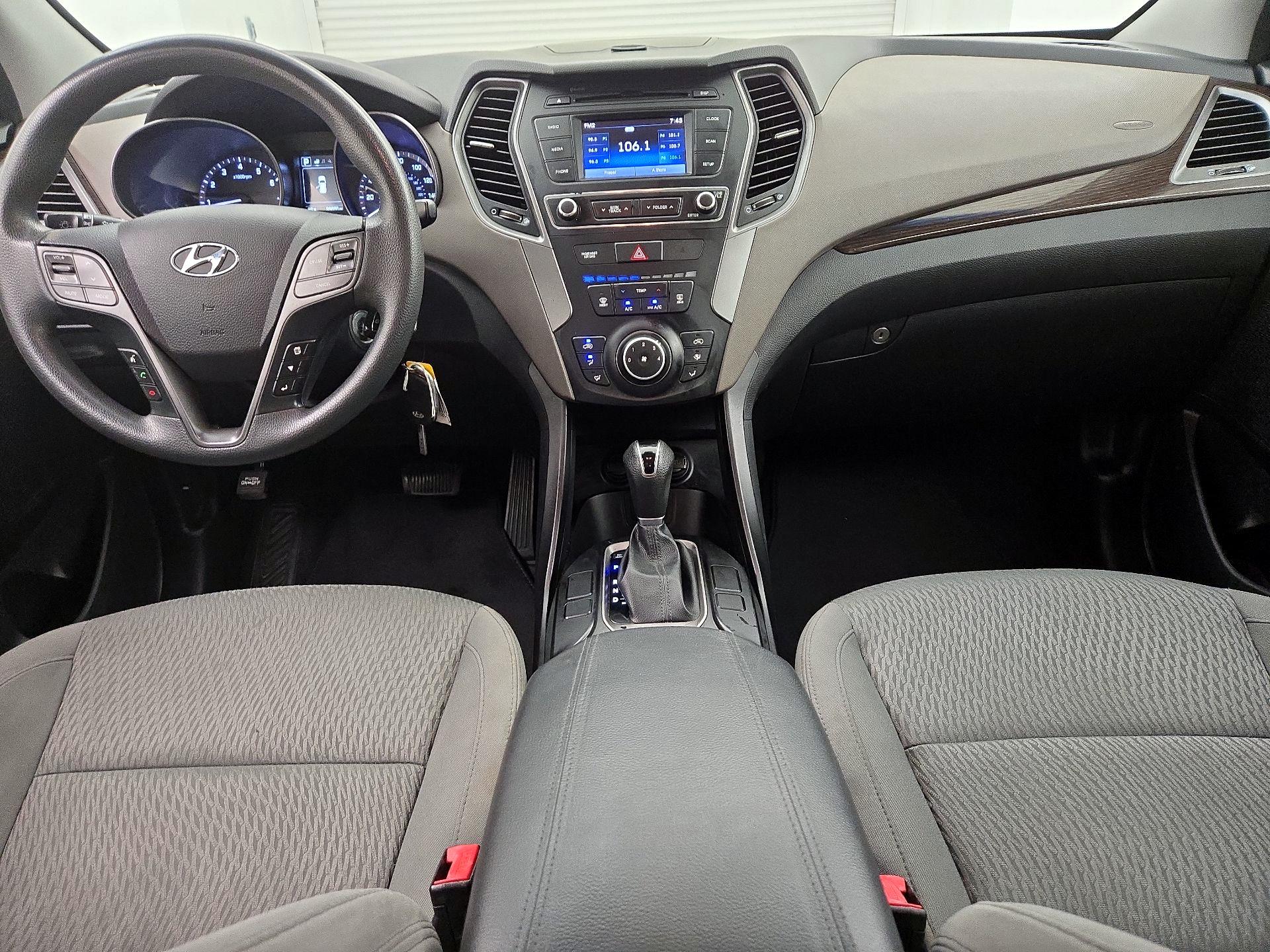 Thumbnail: 2018 Hyundai Santa Fe - 9