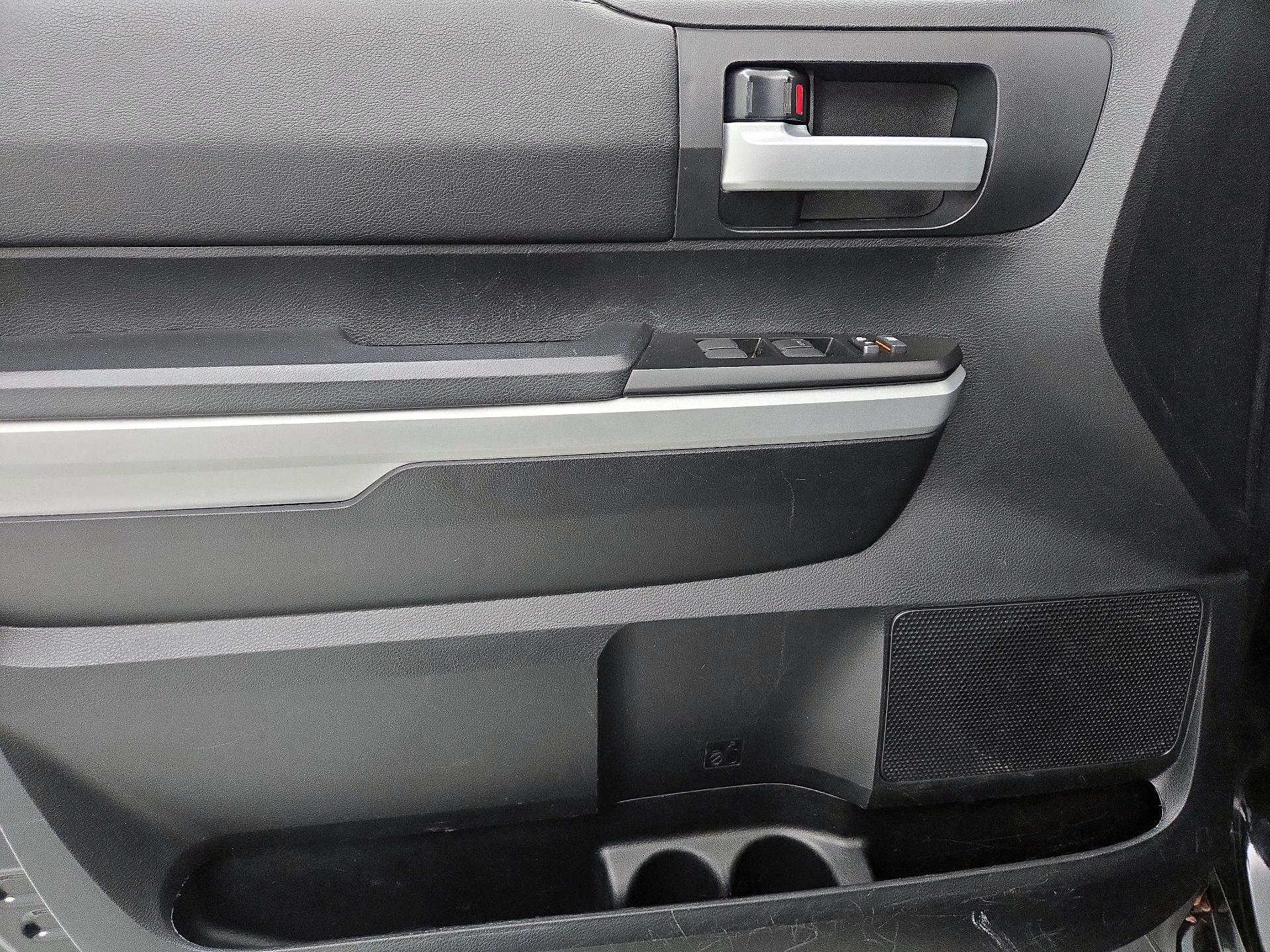 Thumbnail: 2018 Toyota Tundra - 12