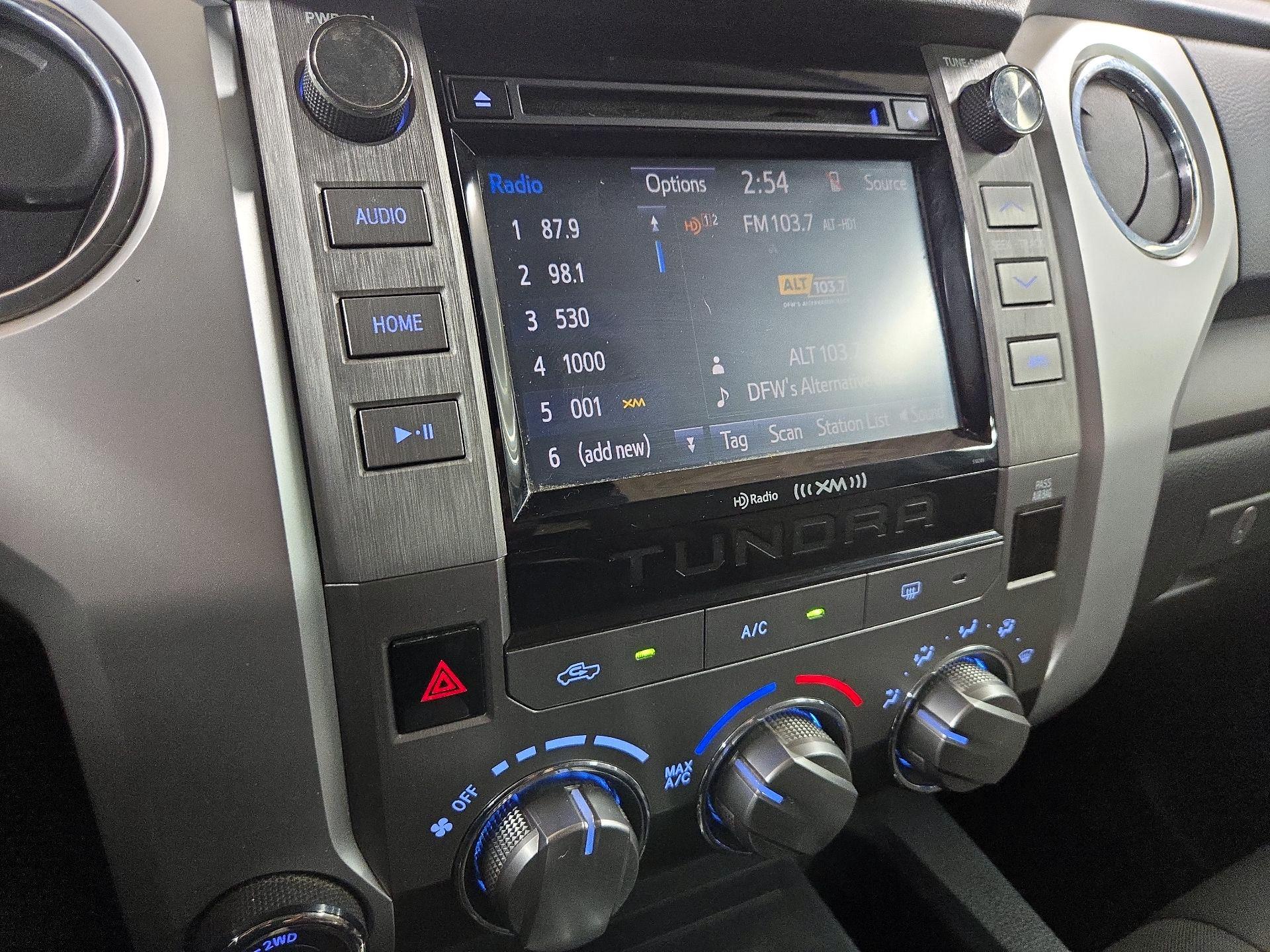 Thumbnail: 2018 Toyota Tundra - 15