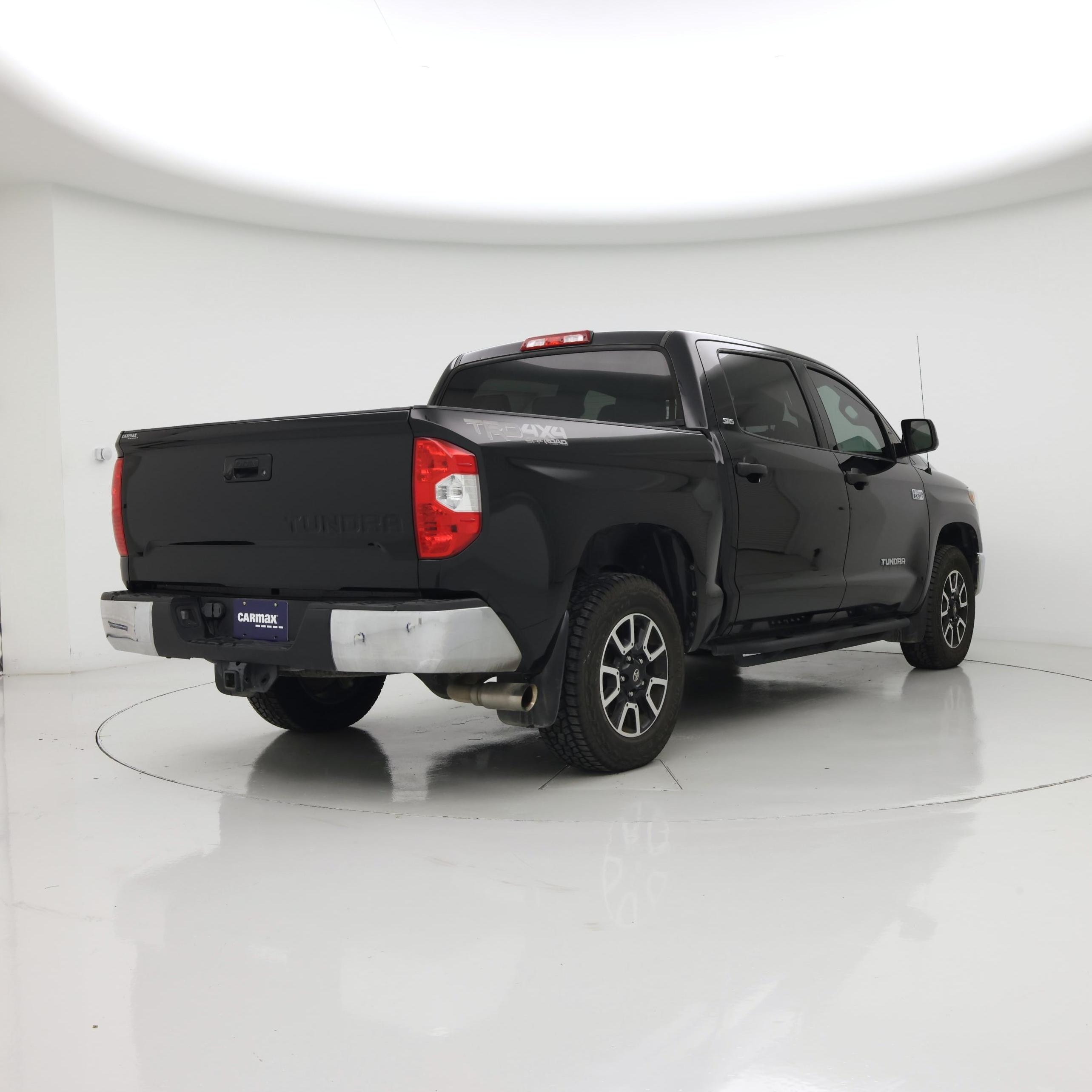 Thumbnail: 2018 Toyota Tundra - 8