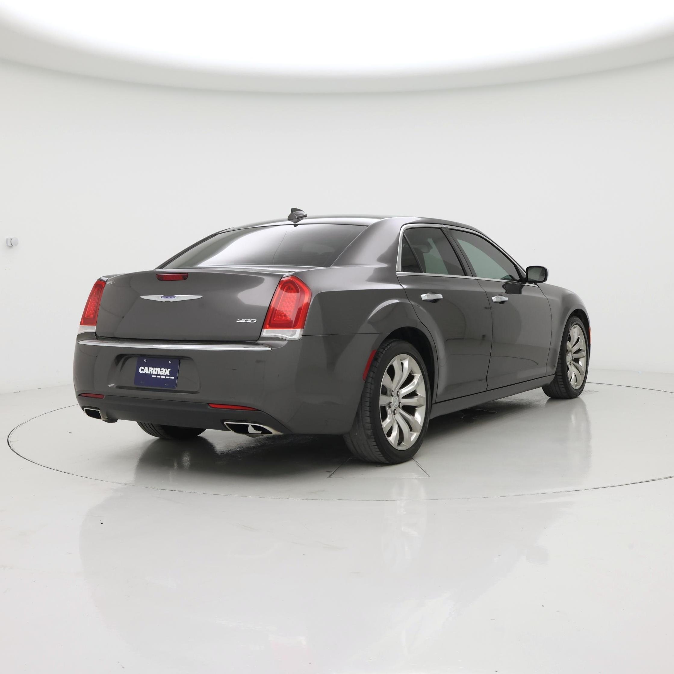 Thumbnail: 2019 Chrysler 300 - 8