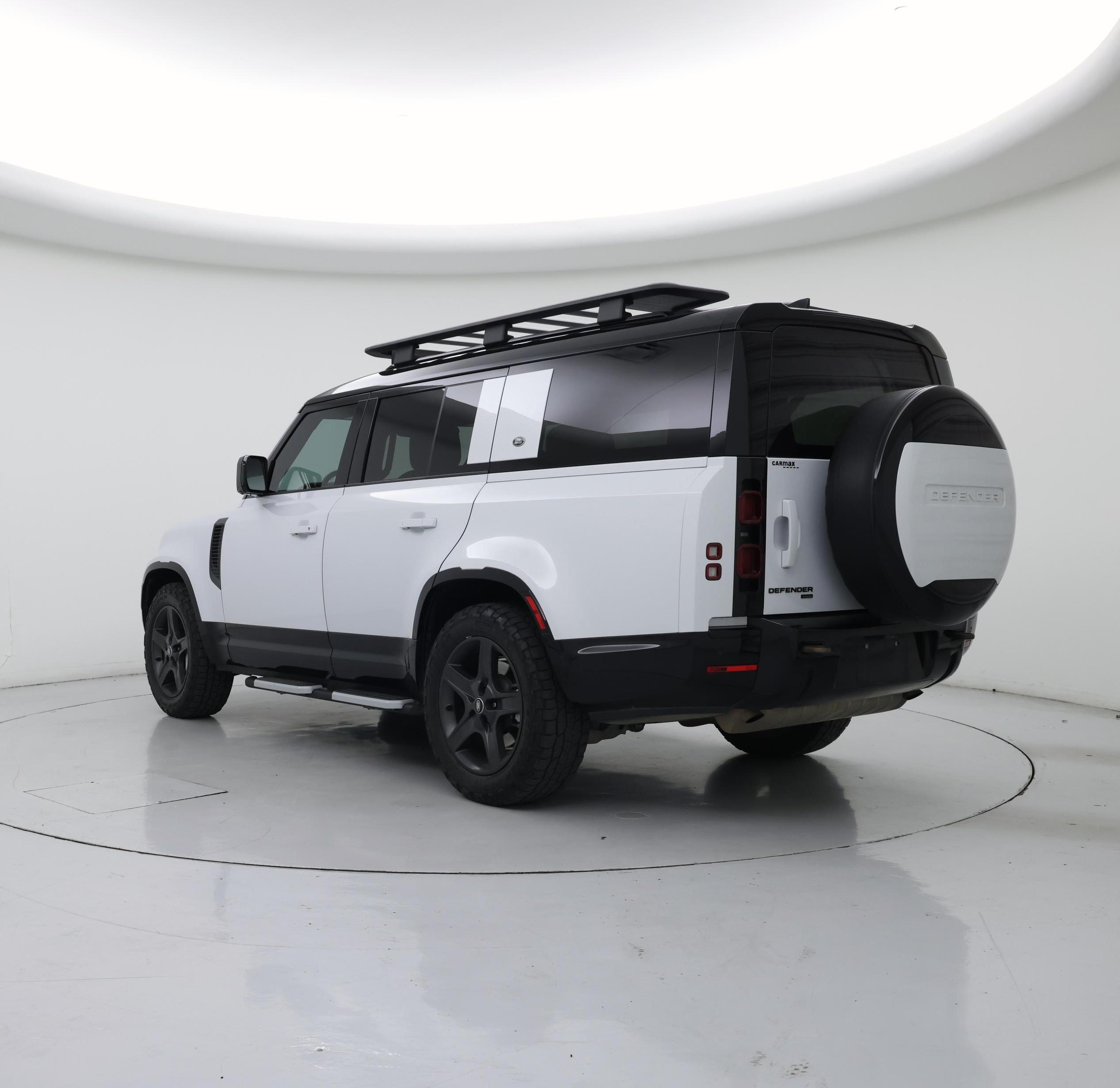 Thumbnail: 2023 Land Rover Defender - 2