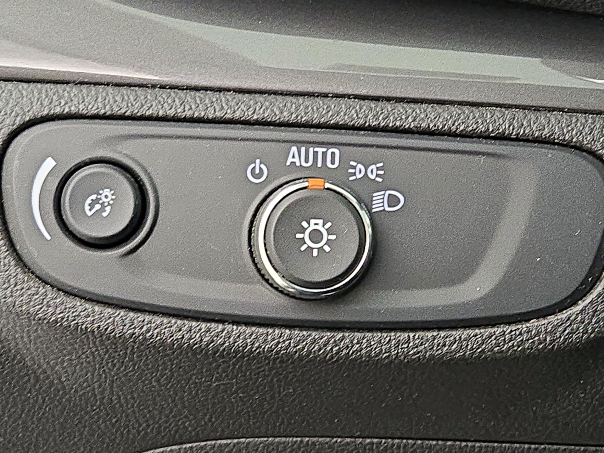 Thumbnail: 2017 Buick Encore - 13