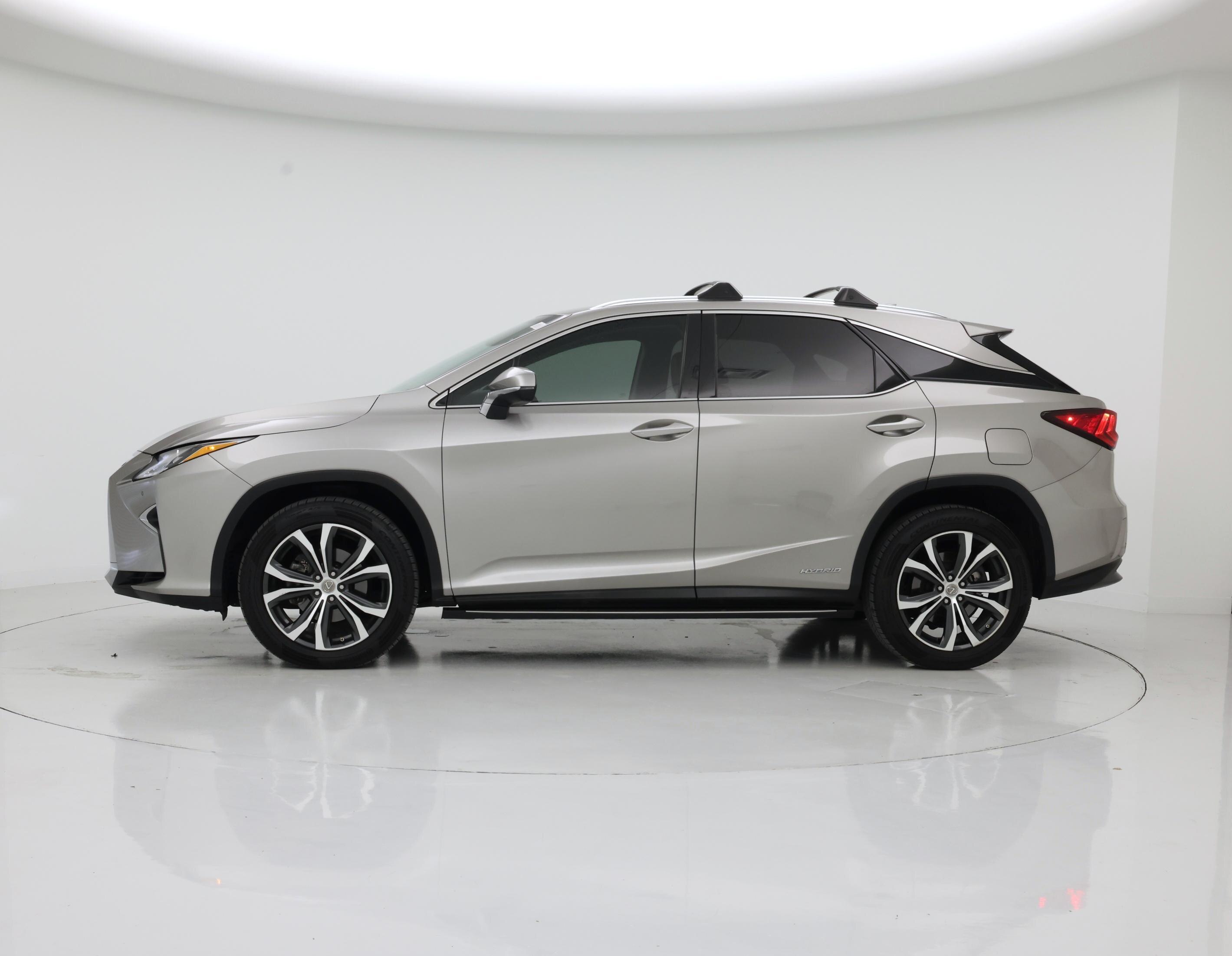Thumbnail: 2017 Lexus RX - 3