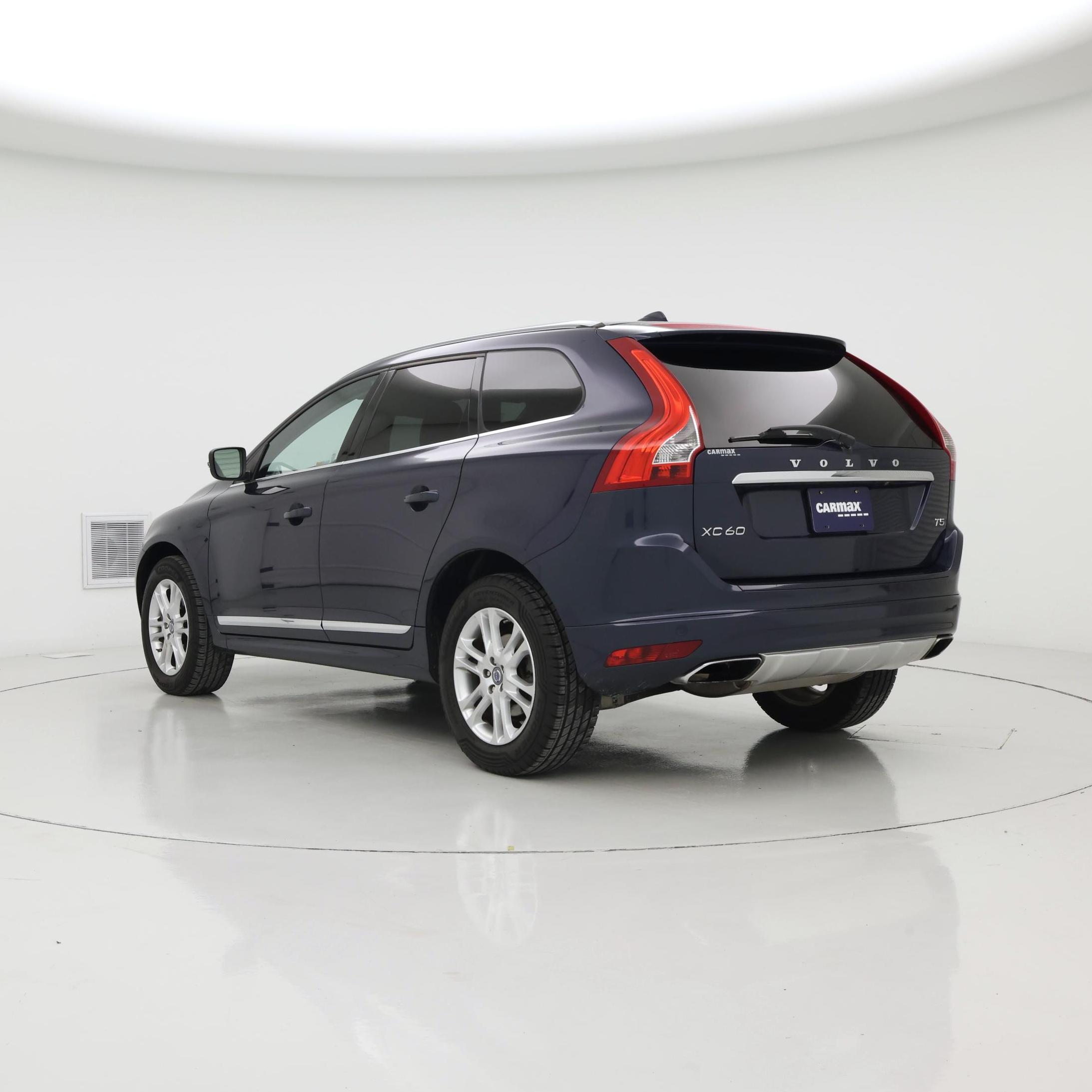 Thumbnail: 2015 Volvo XC60 - 2