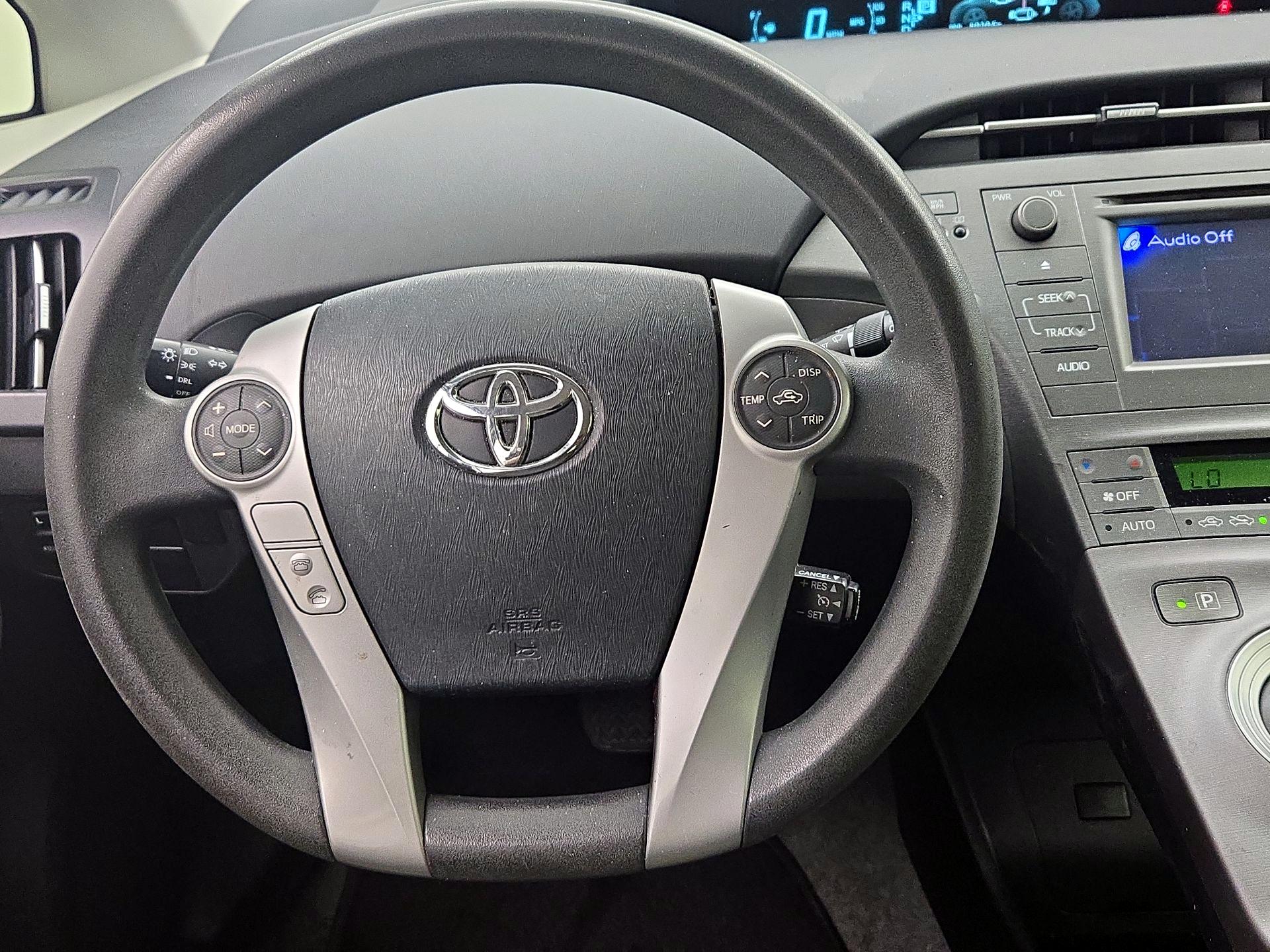 Thumbnail: 2015 Toyota Prius - 10