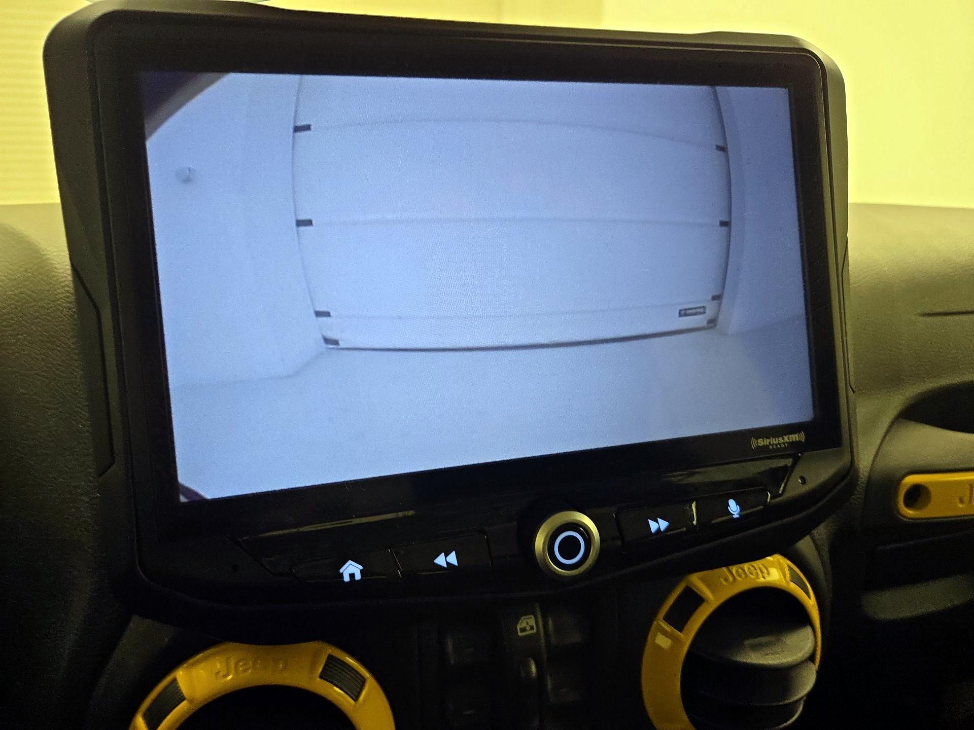 Thumbnail: 2015 Jeep Wrangler - 13