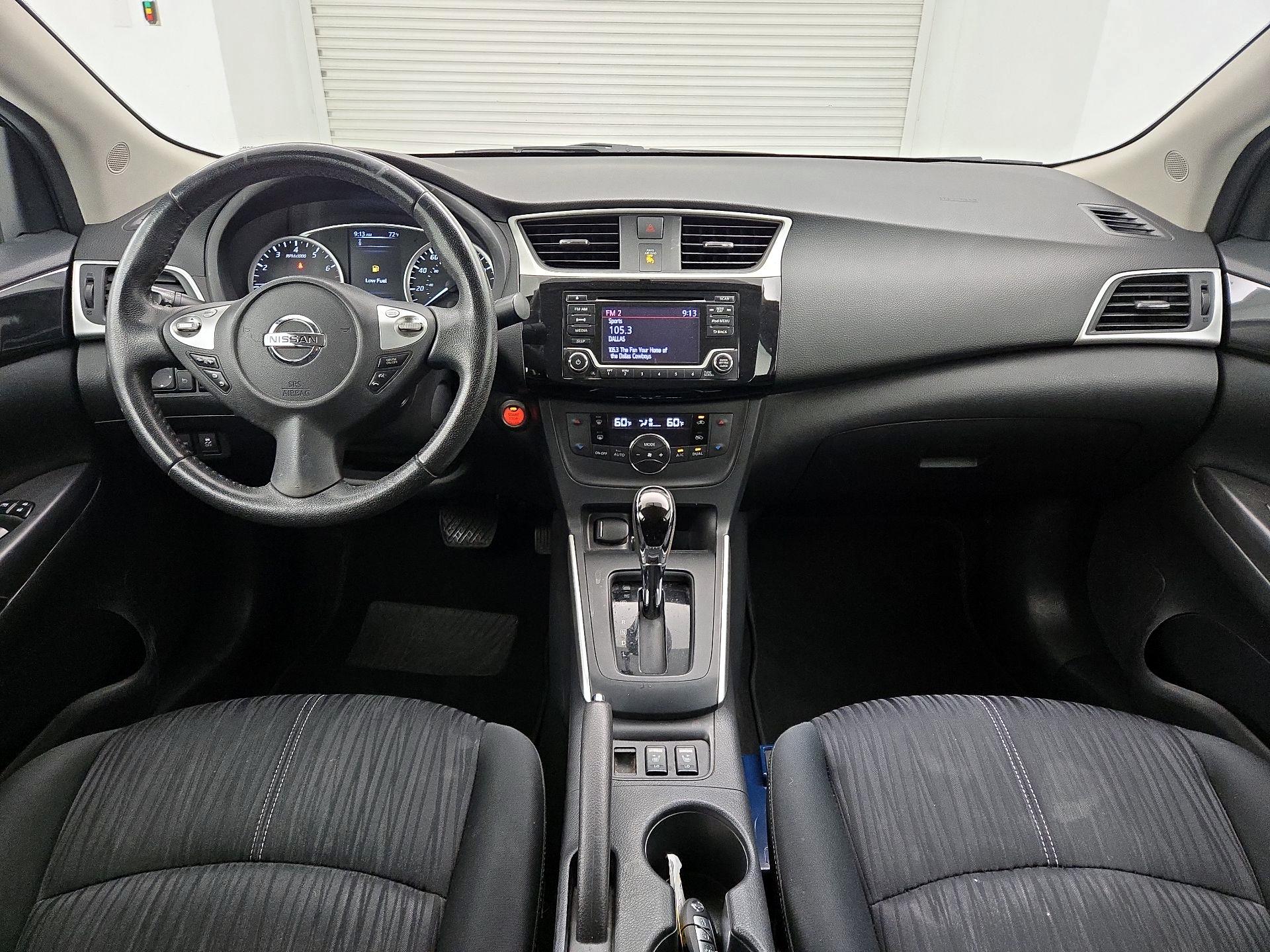 Thumbnail: 2018 Nissan Sentra - 9