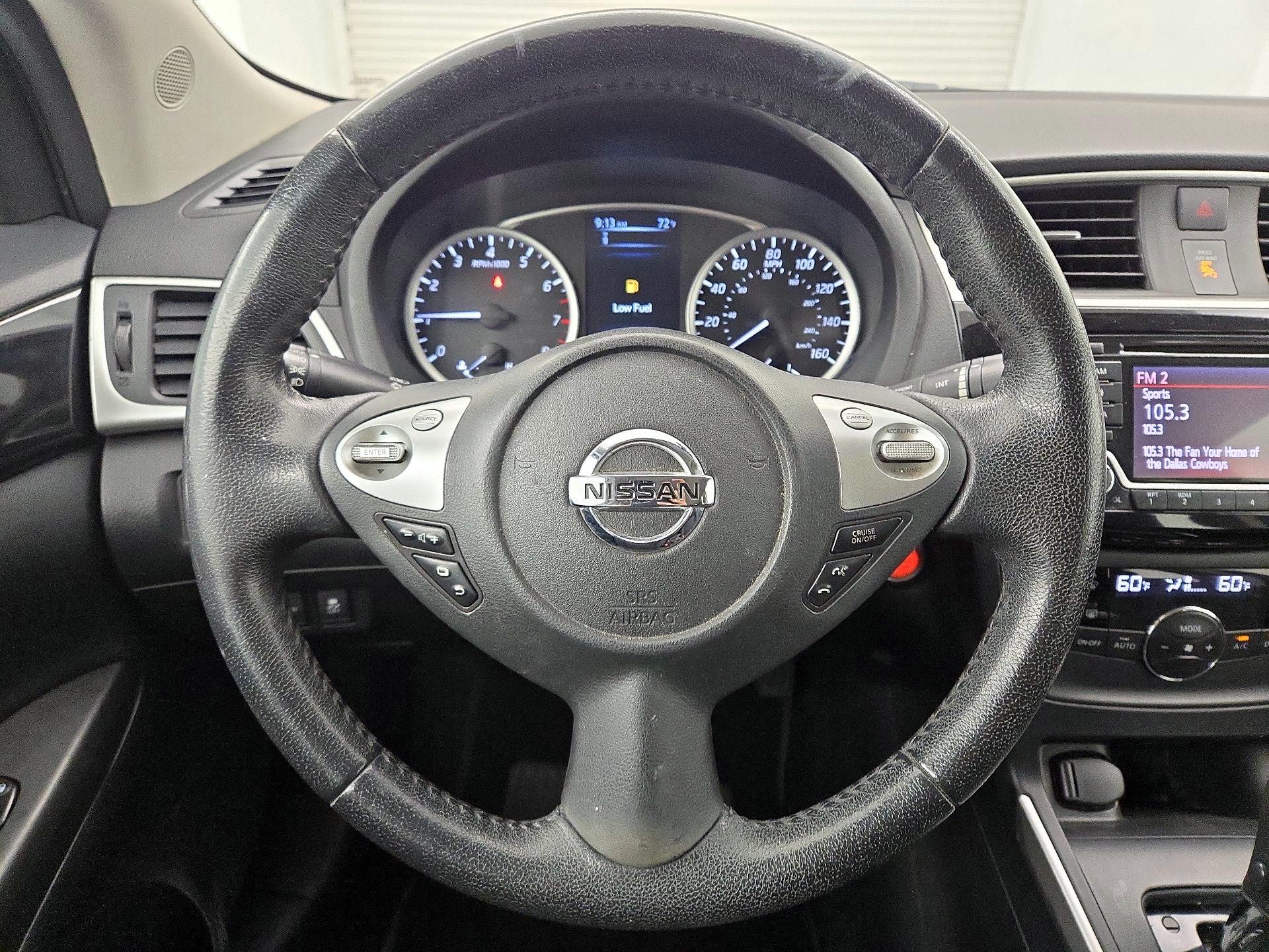 Thumbnail: 2018 Nissan Sentra - 10