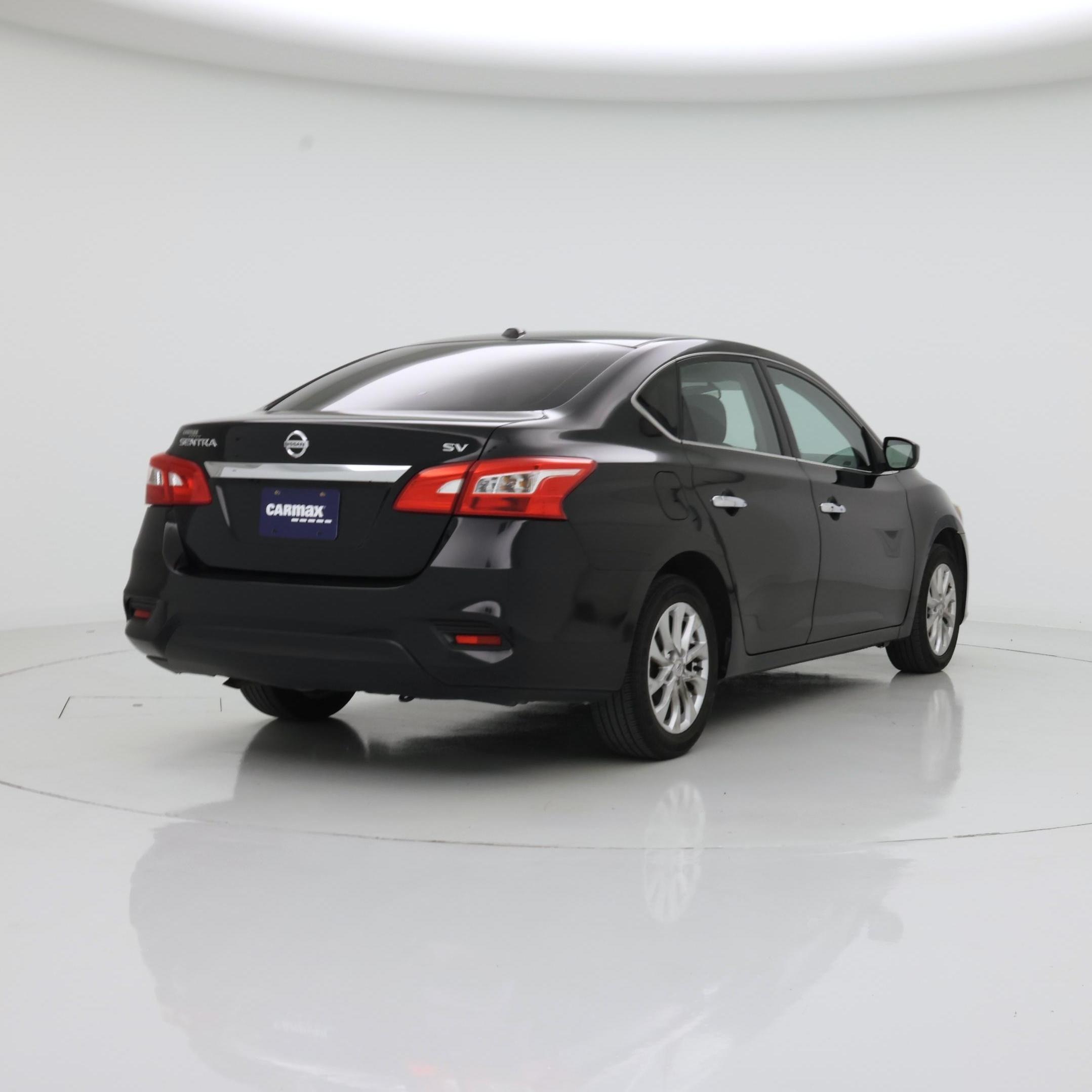 Thumbnail: 2018 Nissan Sentra - 8