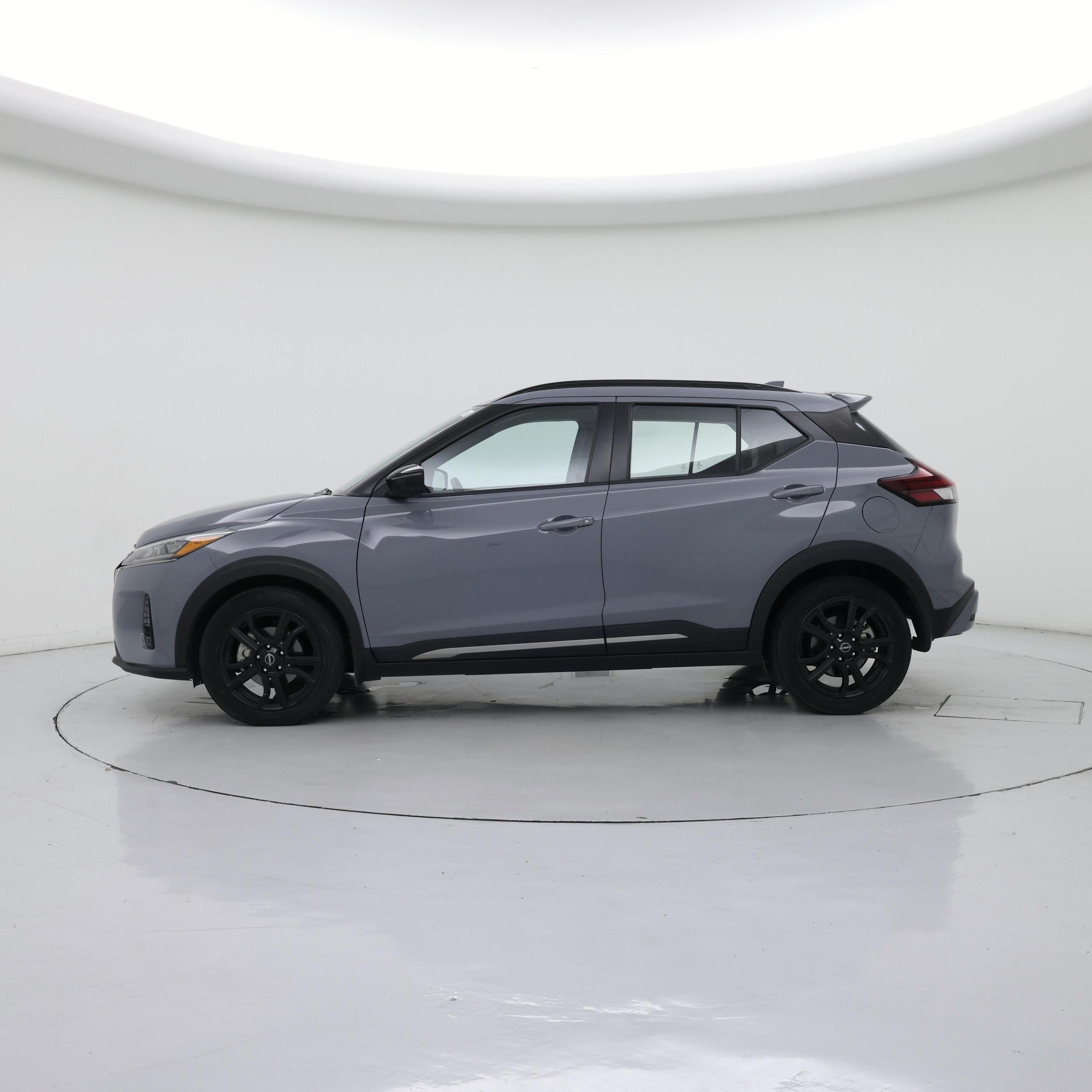 Thumbnail: 2022 Nissan Kicks - 3