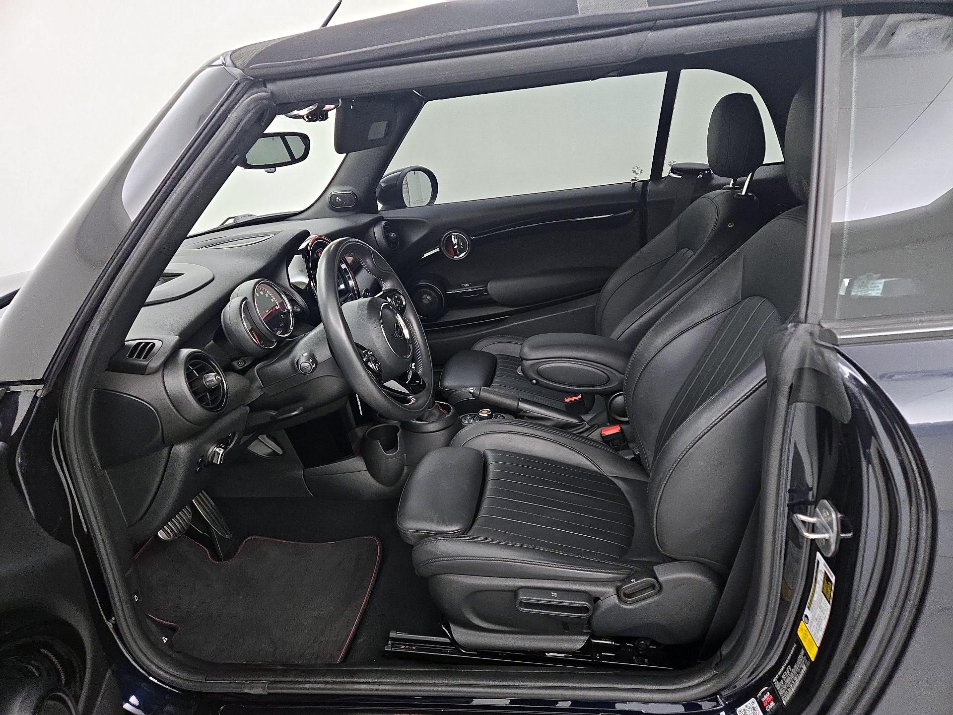 Thumbnail: 2020 MINI Cooper - 11