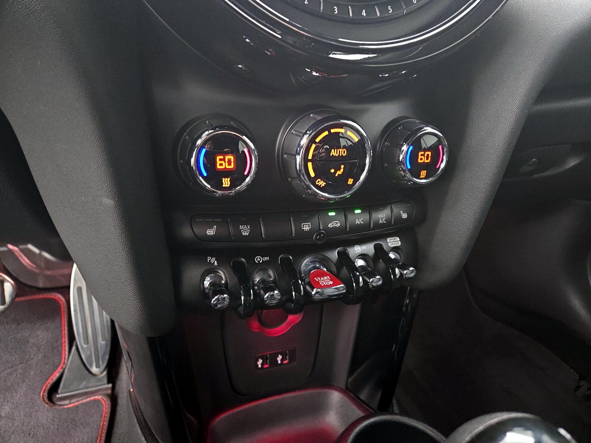 Thumbnail: 2020 MINI Cooper - 16
